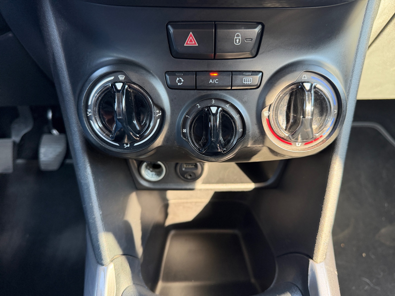 Peugeot 2008 24