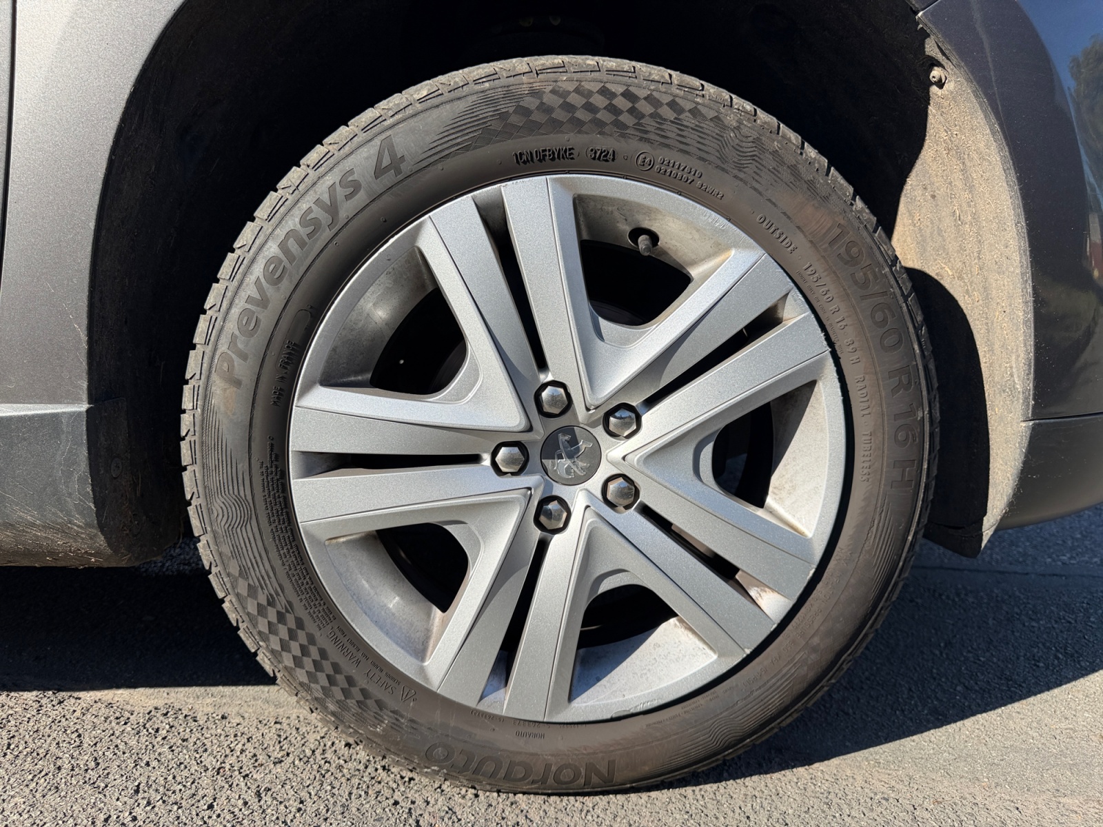 Peugeot 2008 31