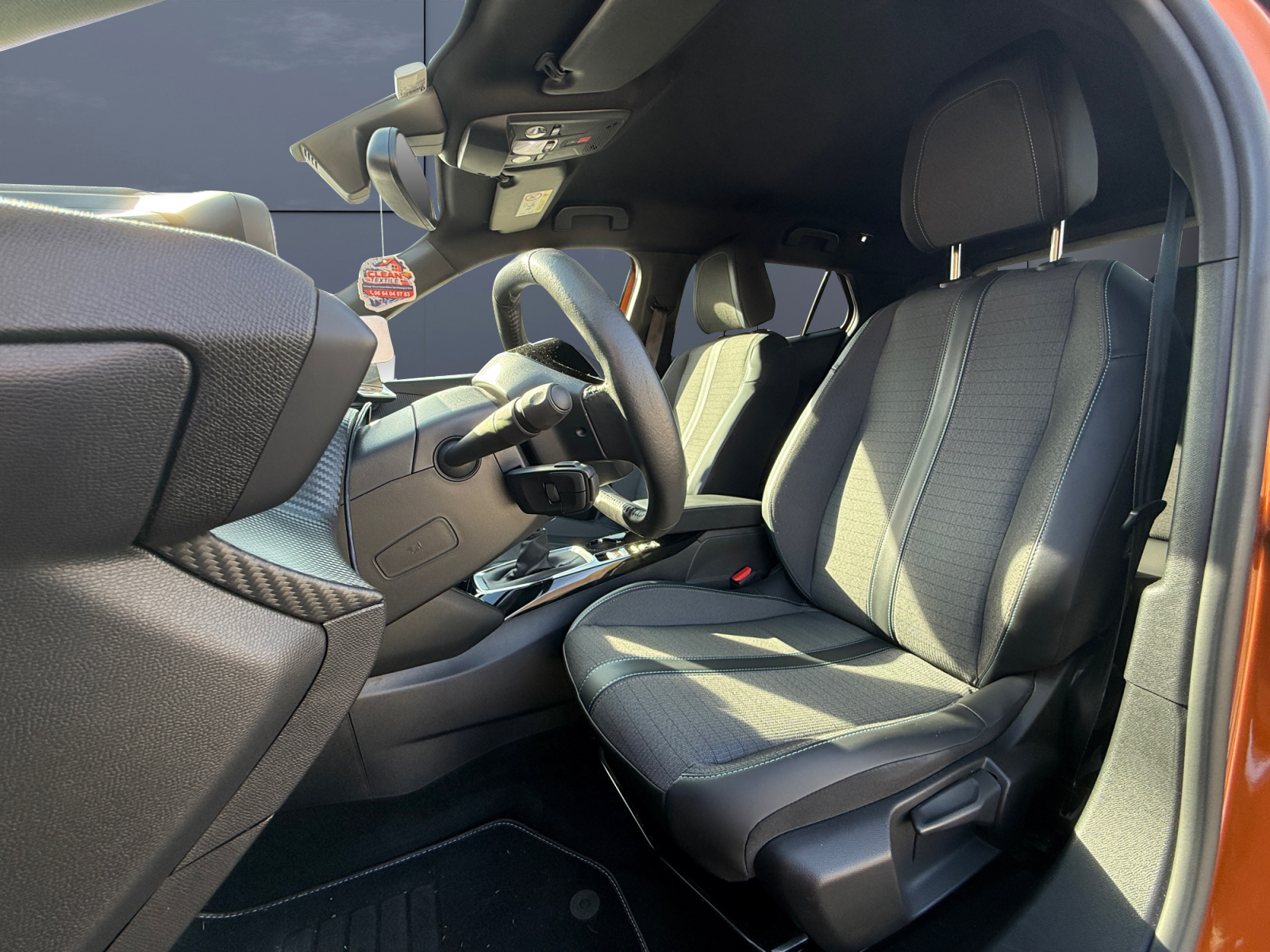 Peugeot 2008 9