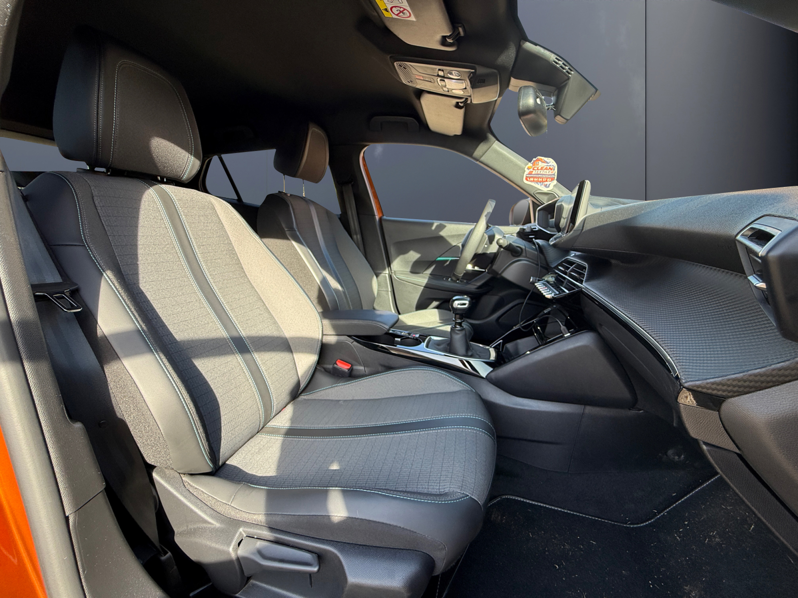 Peugeot 2008 13