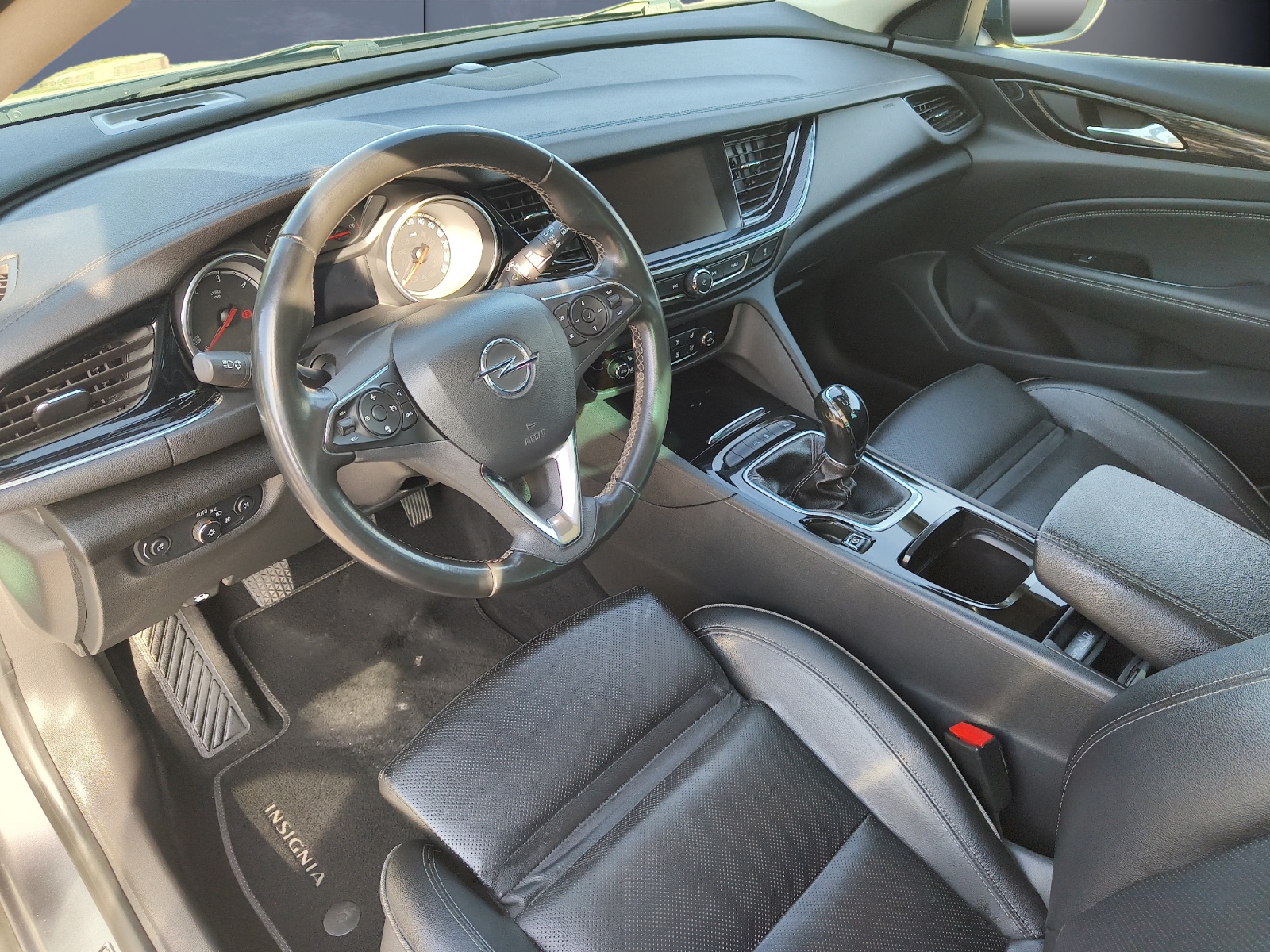 Opel Insignia 8