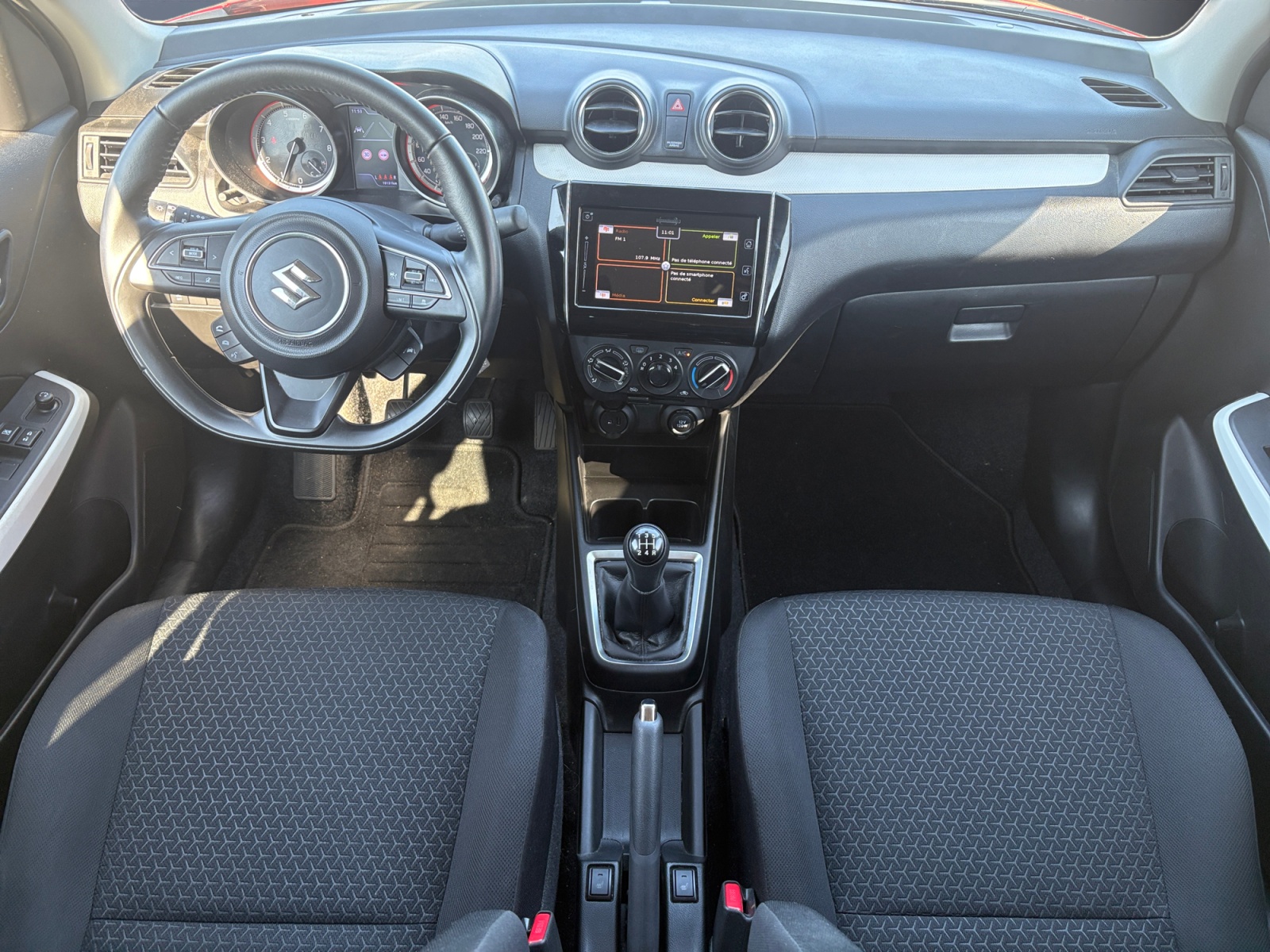 Suzuki Swift 14