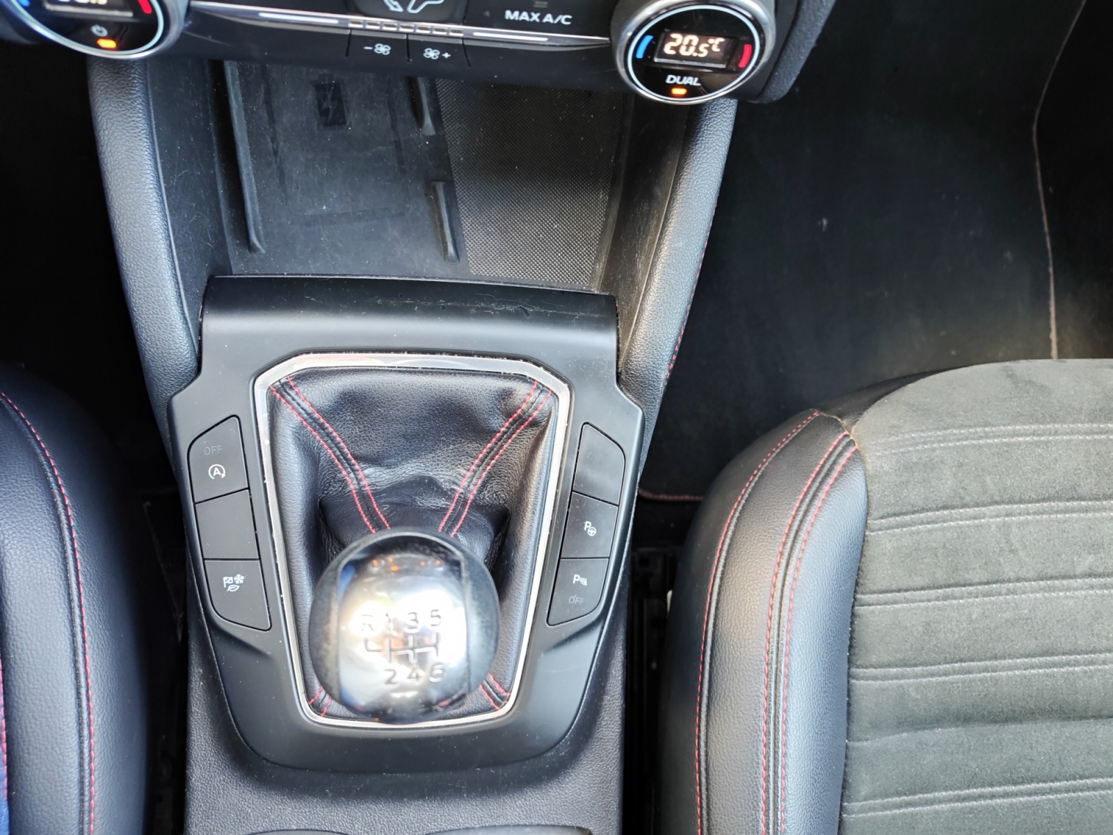Ford Kuga 22