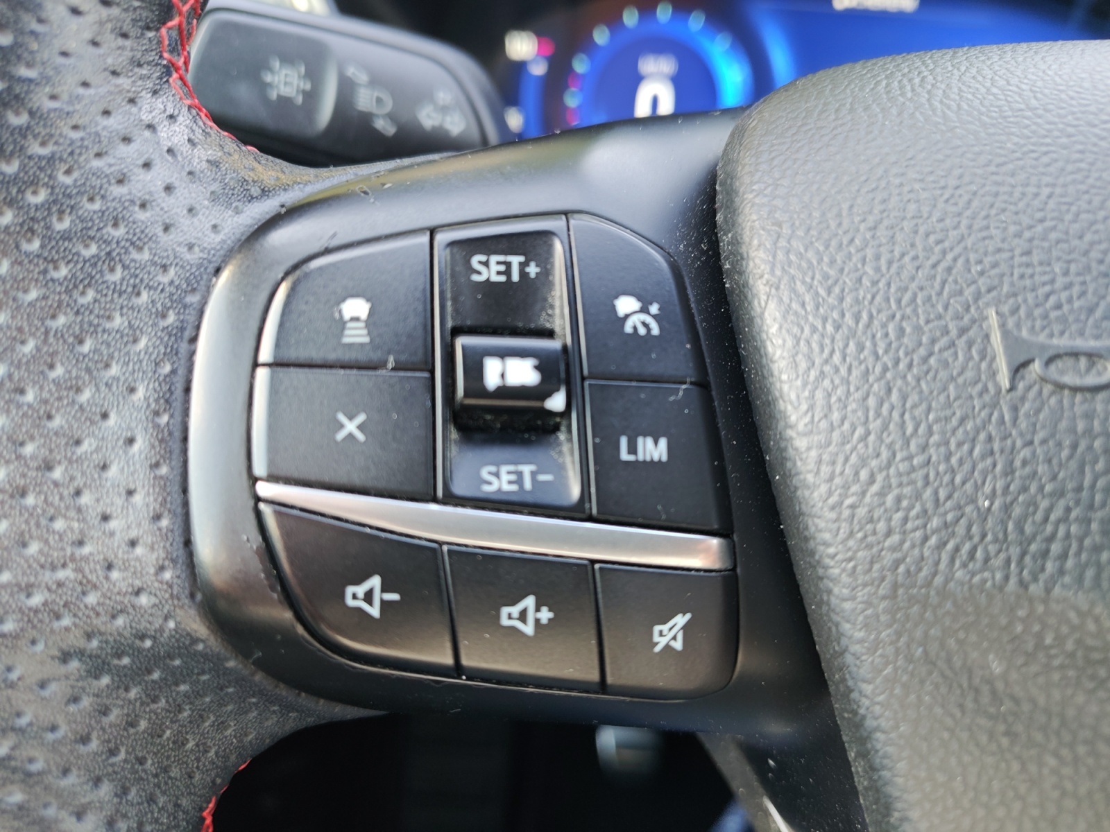 Ford Kuga 26