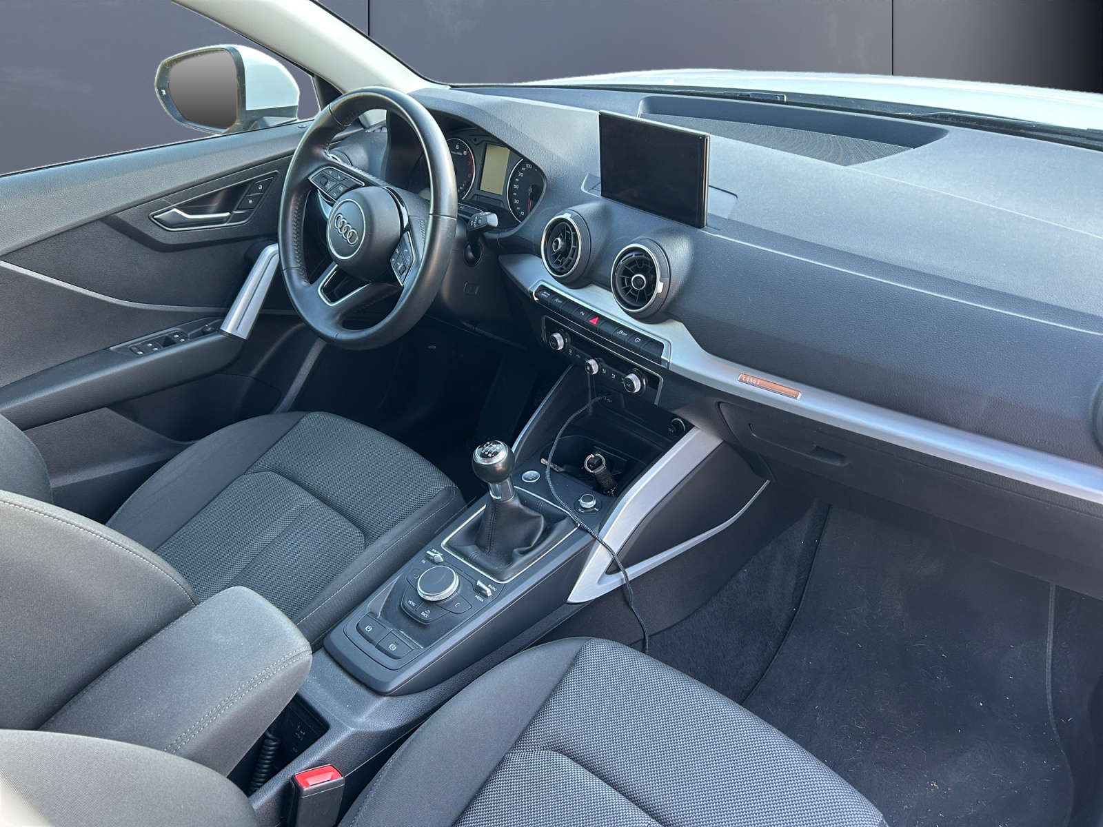 Audi Q2 12