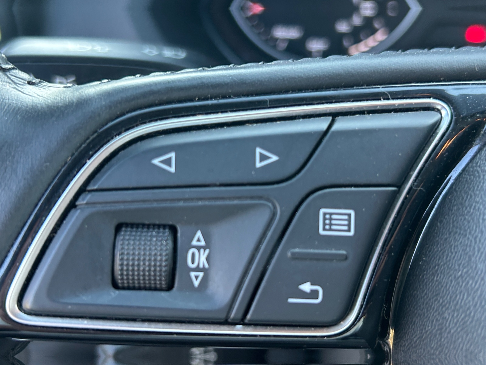 Audi Q2 17