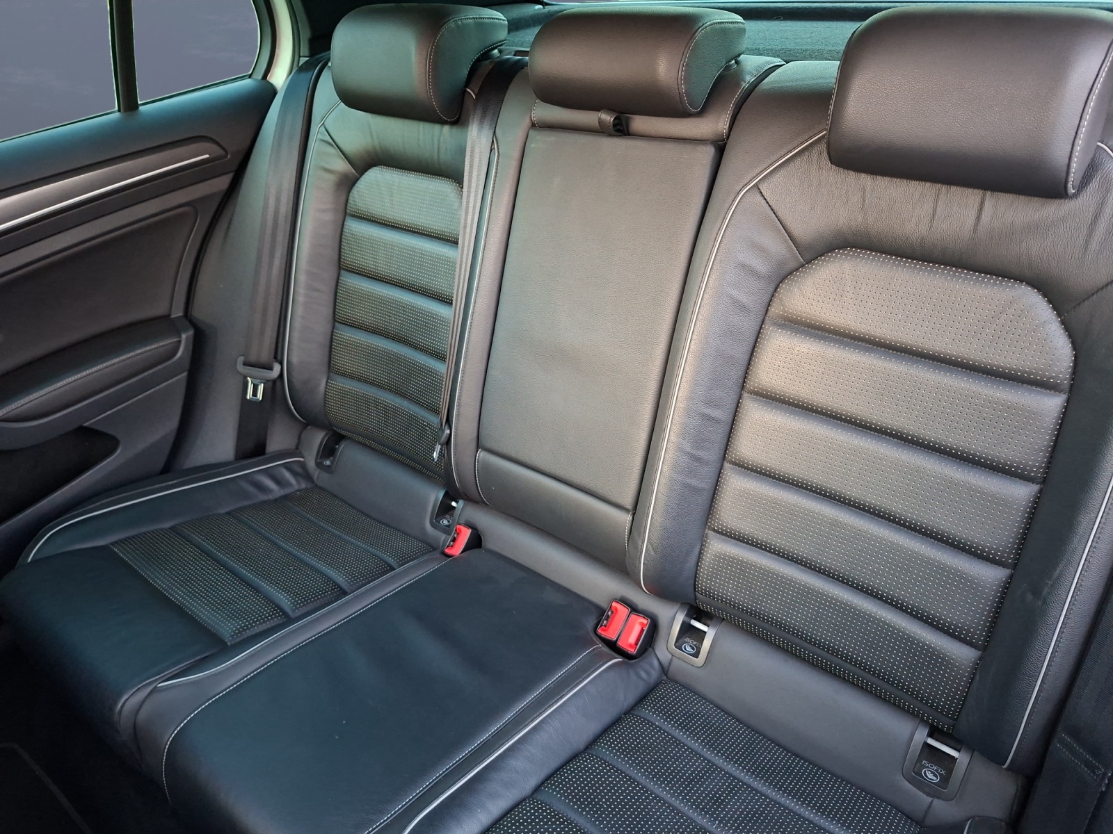 Volkswagen Golf 10