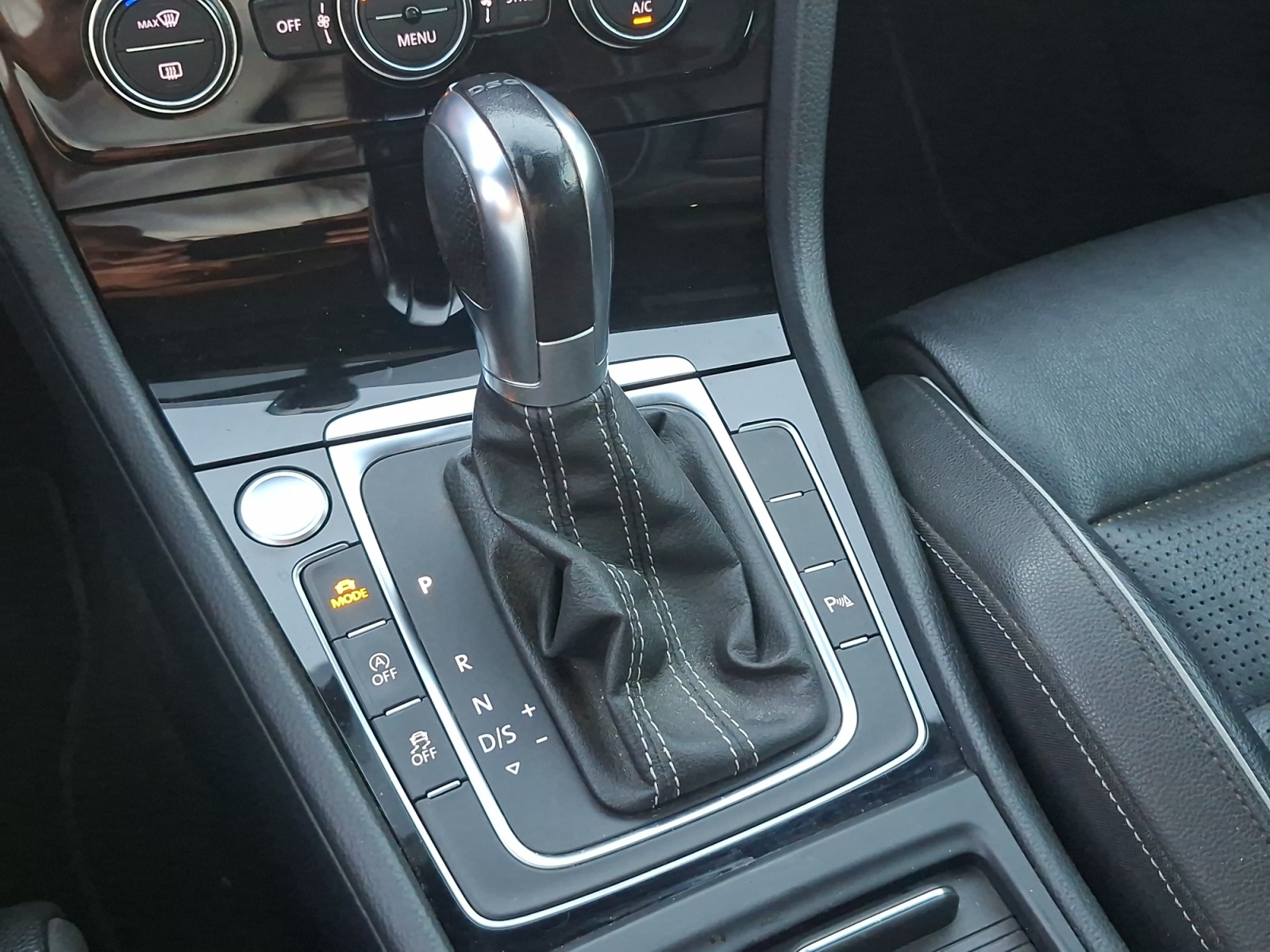 Volkswagen Golf 33
