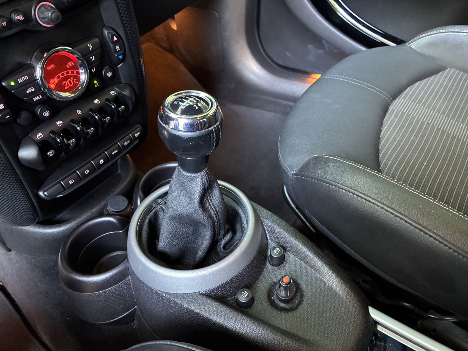 Mini Countryman 29
