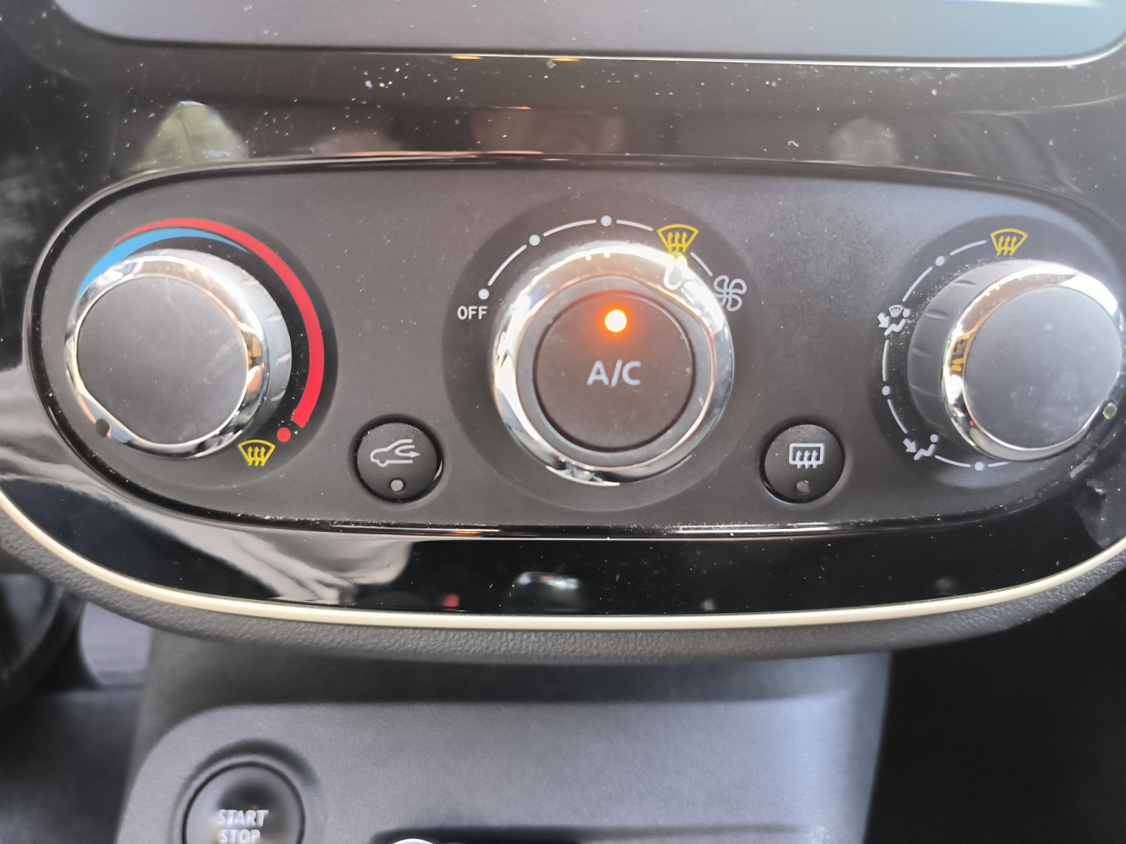 Renault Captur 24
