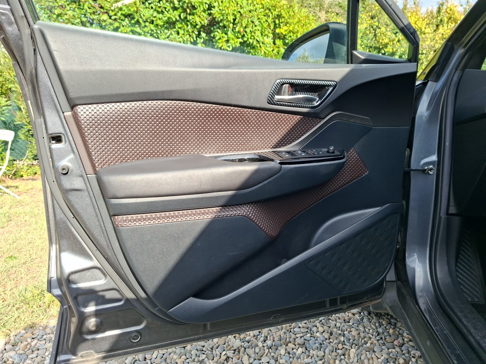Toyota C-Hr 24