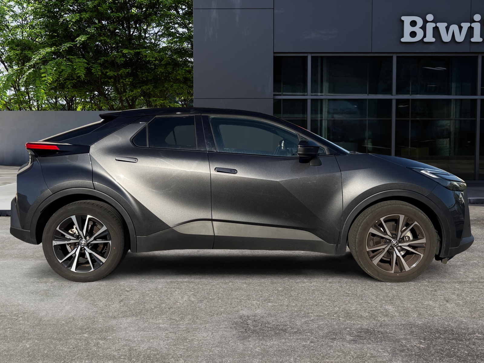 Toyota C-Hr 5