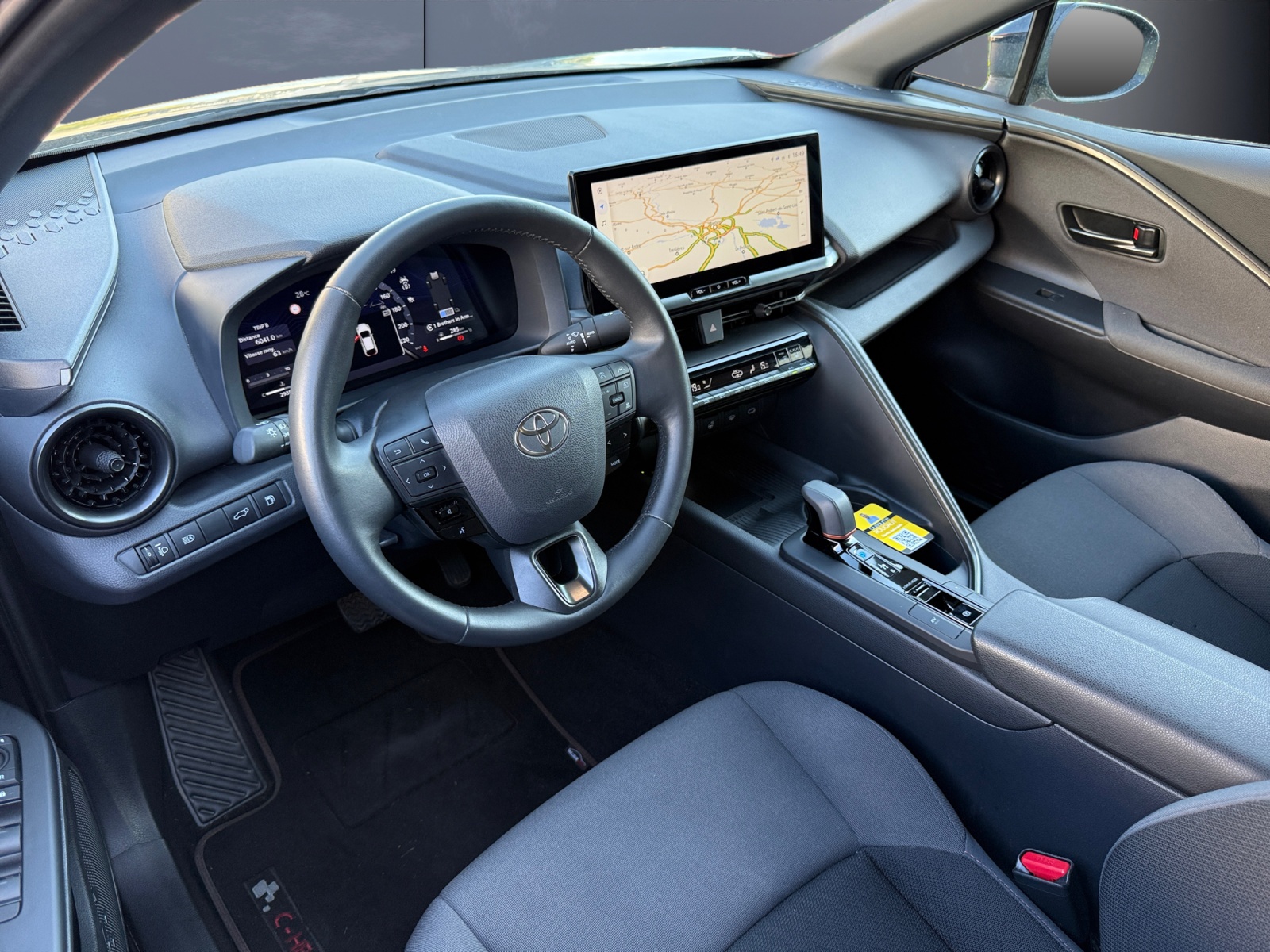 Toyota C-Hr 8
