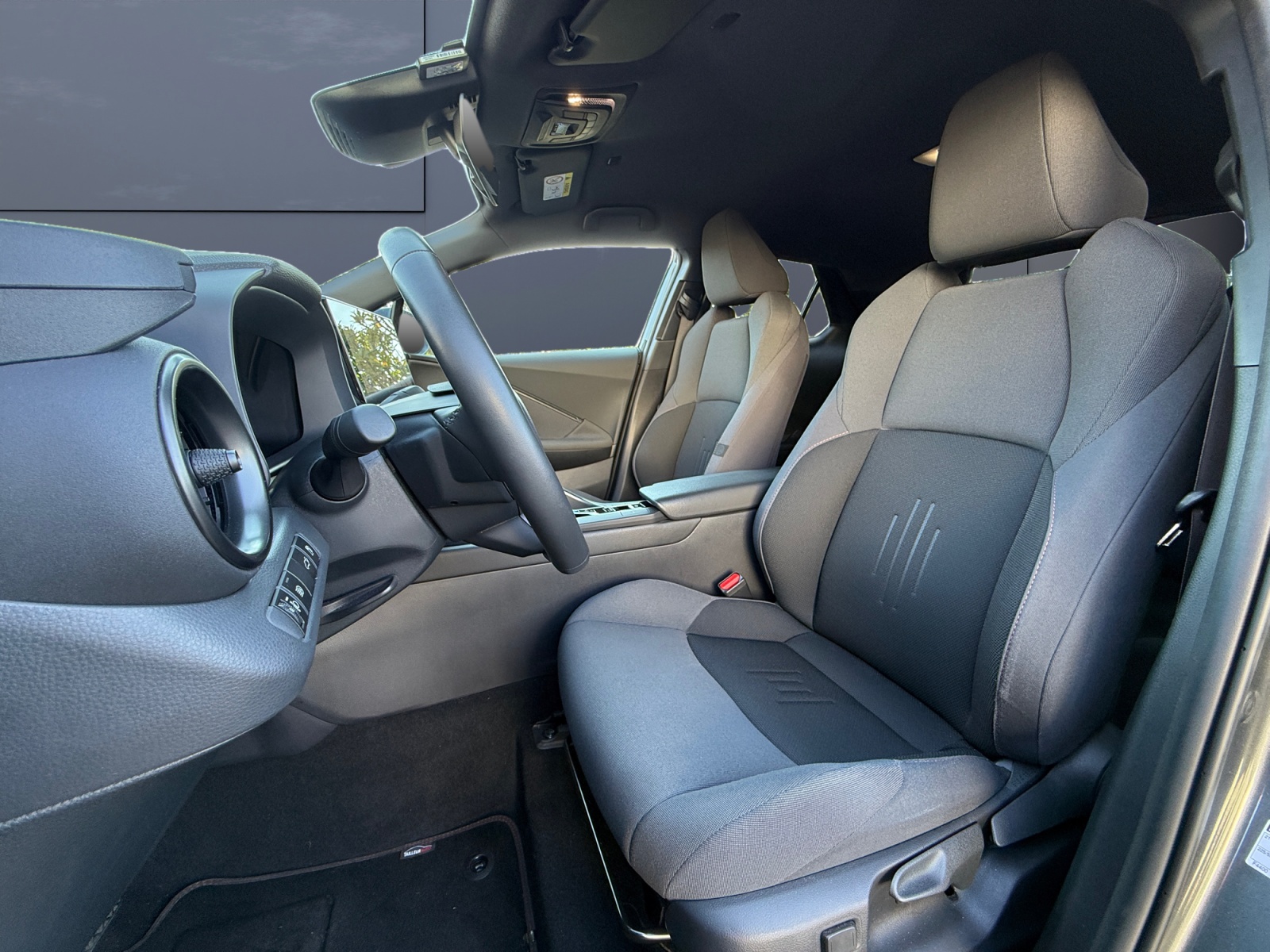Toyota C-Hr 9