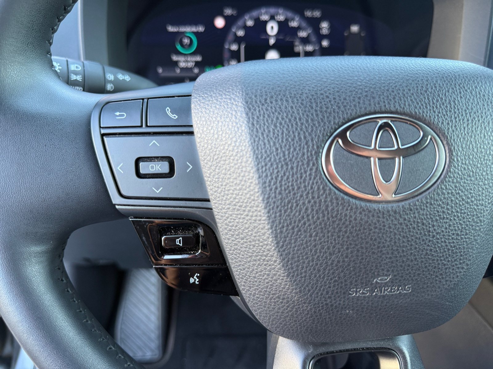 Toyota C-Hr 22