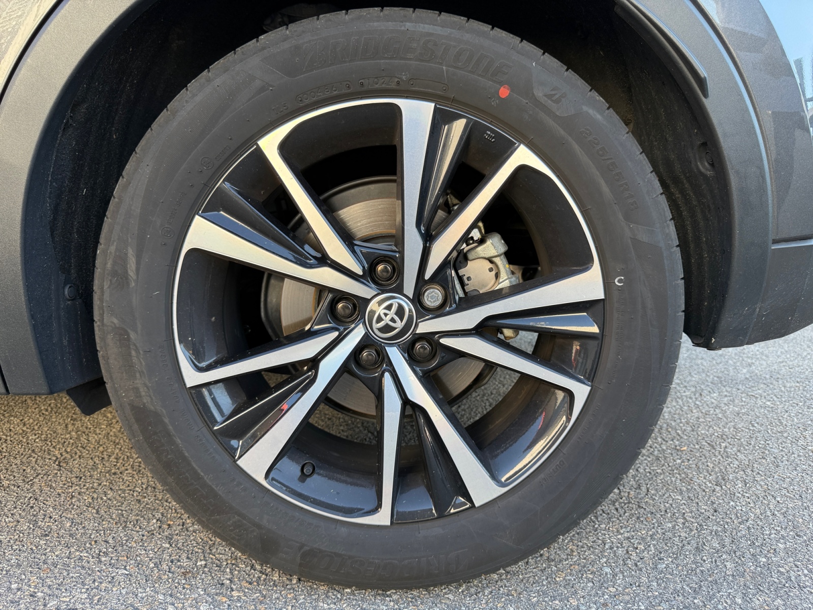Toyota C-Hr 33