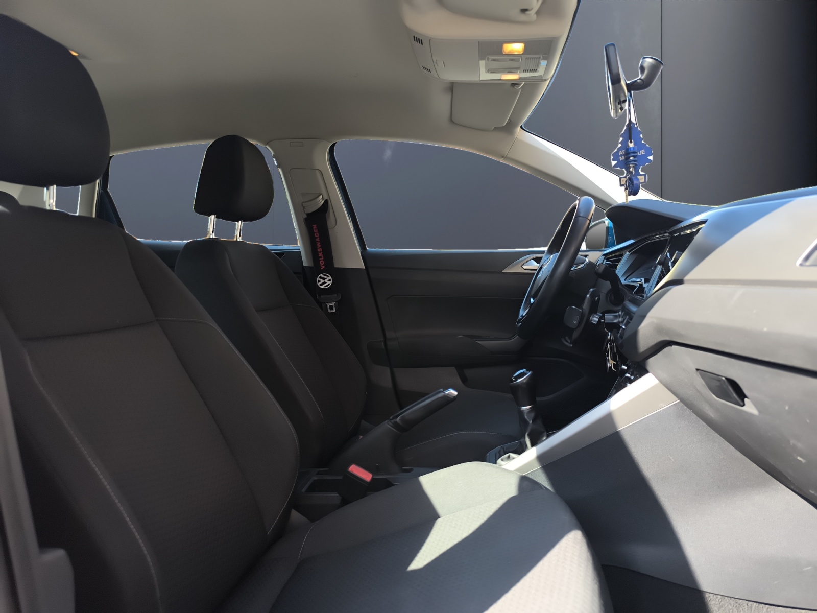 Volkswagen Polo 13