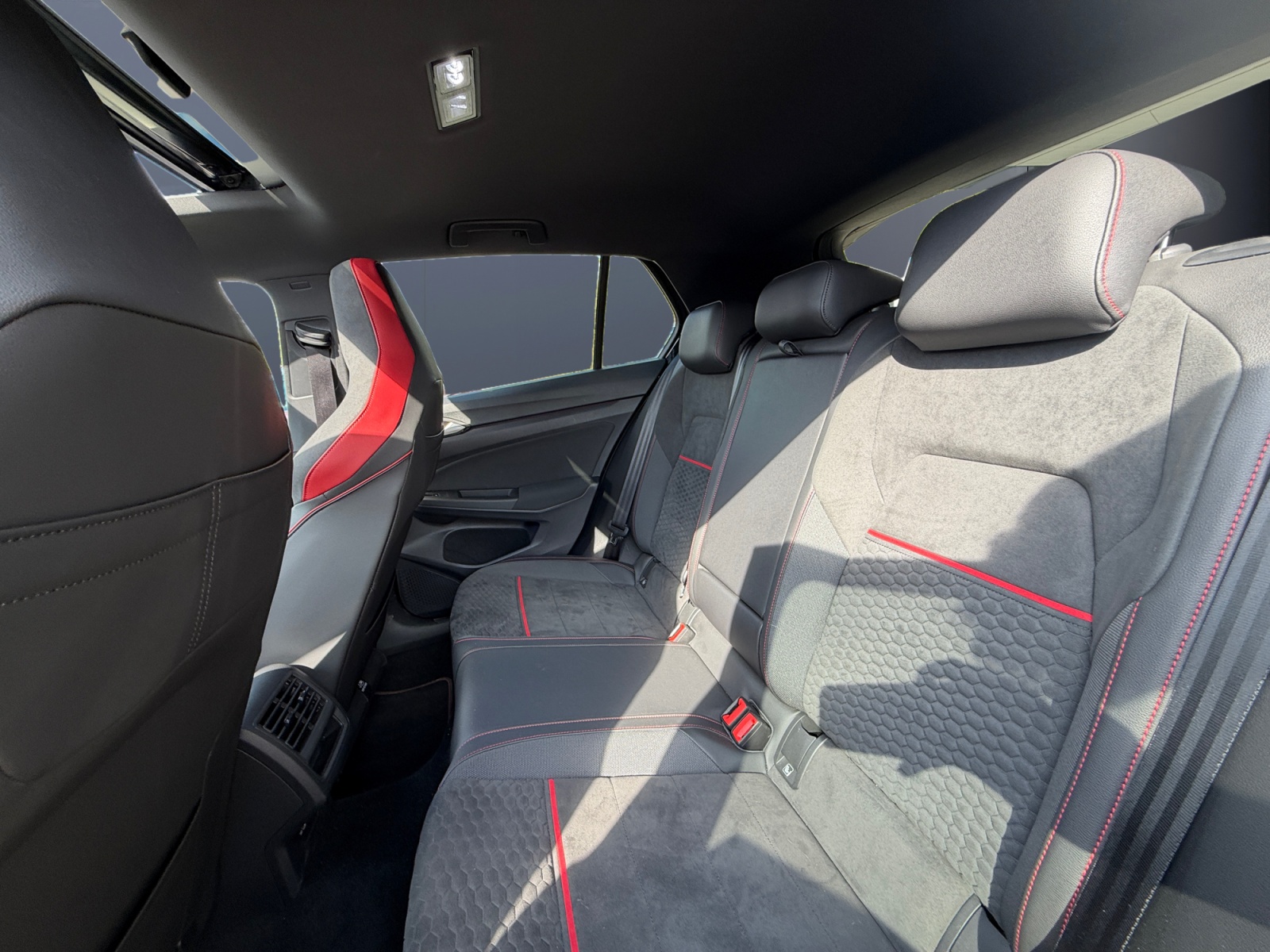 Volkswagen Golf 10