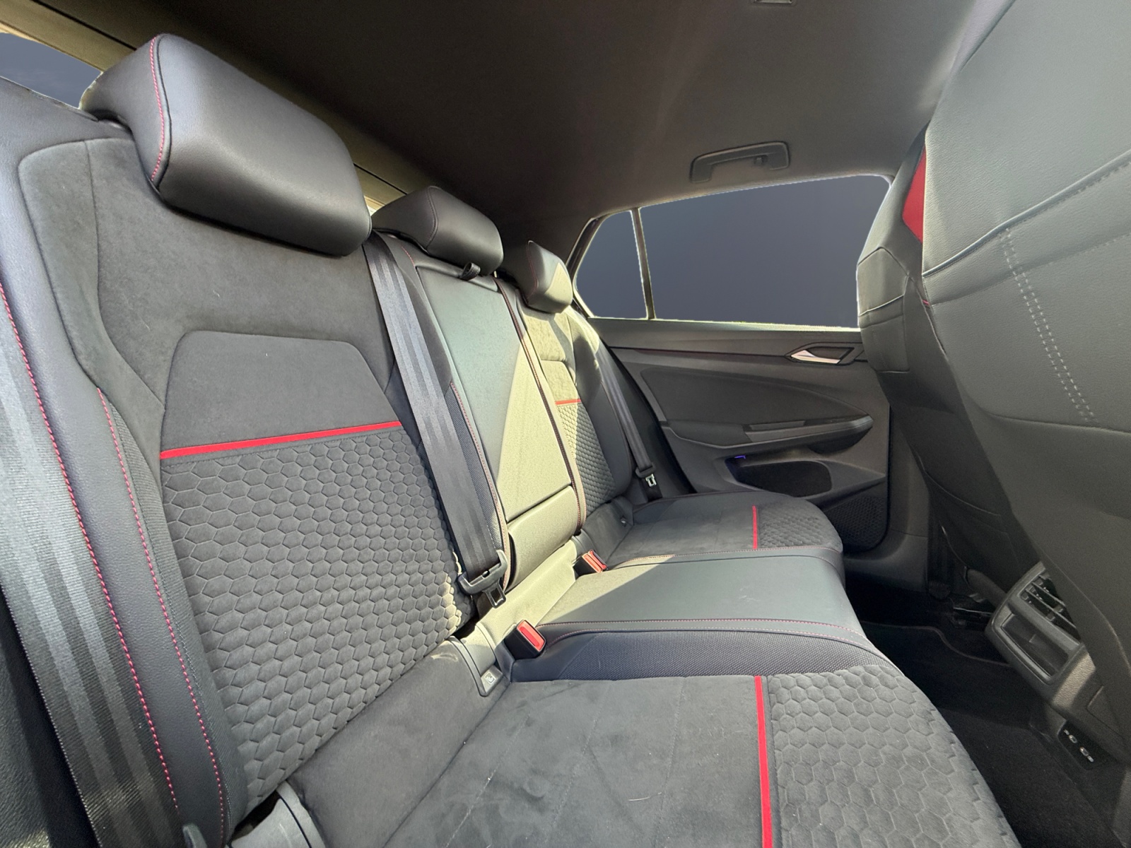 Volkswagen Golf 11