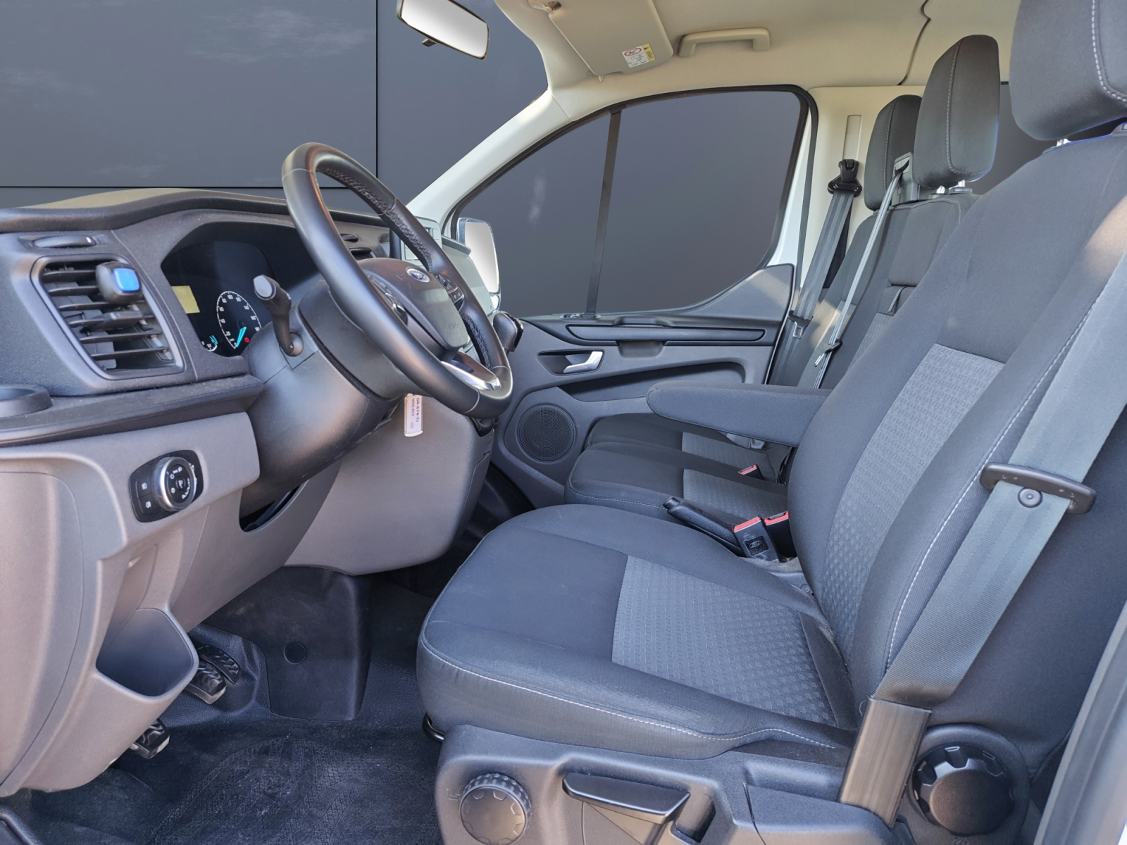 Ford Transit Custom 9