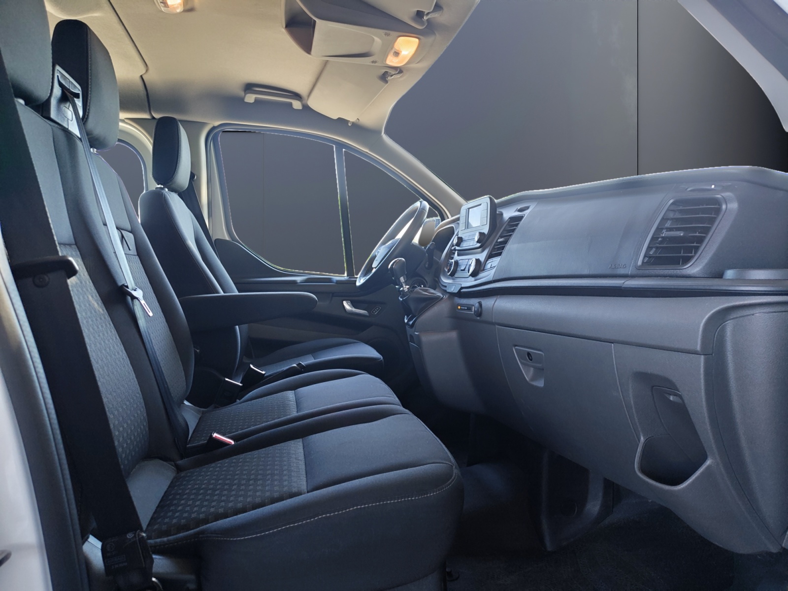 Ford Transit Custom 13