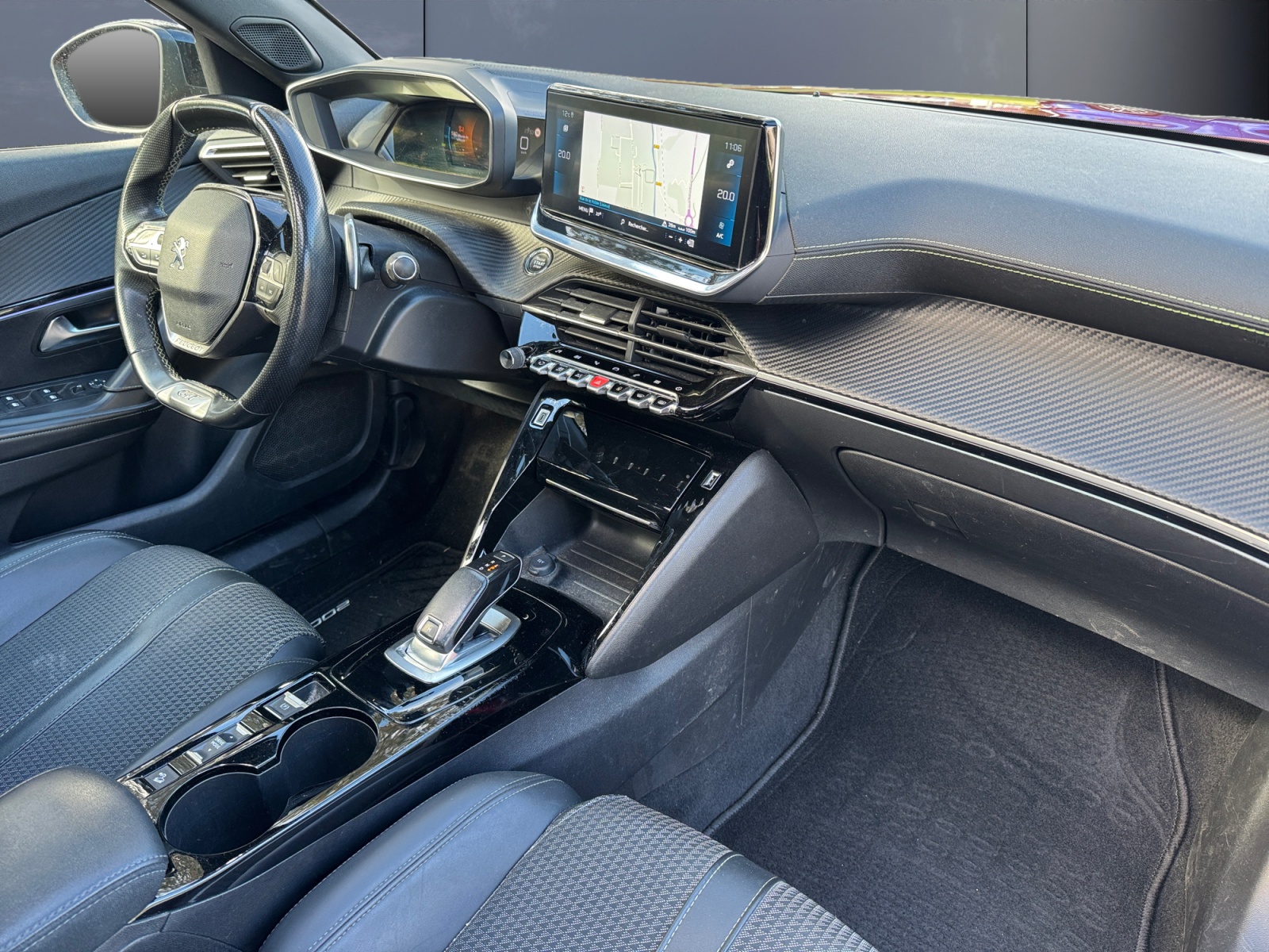 Peugeot 2008 12