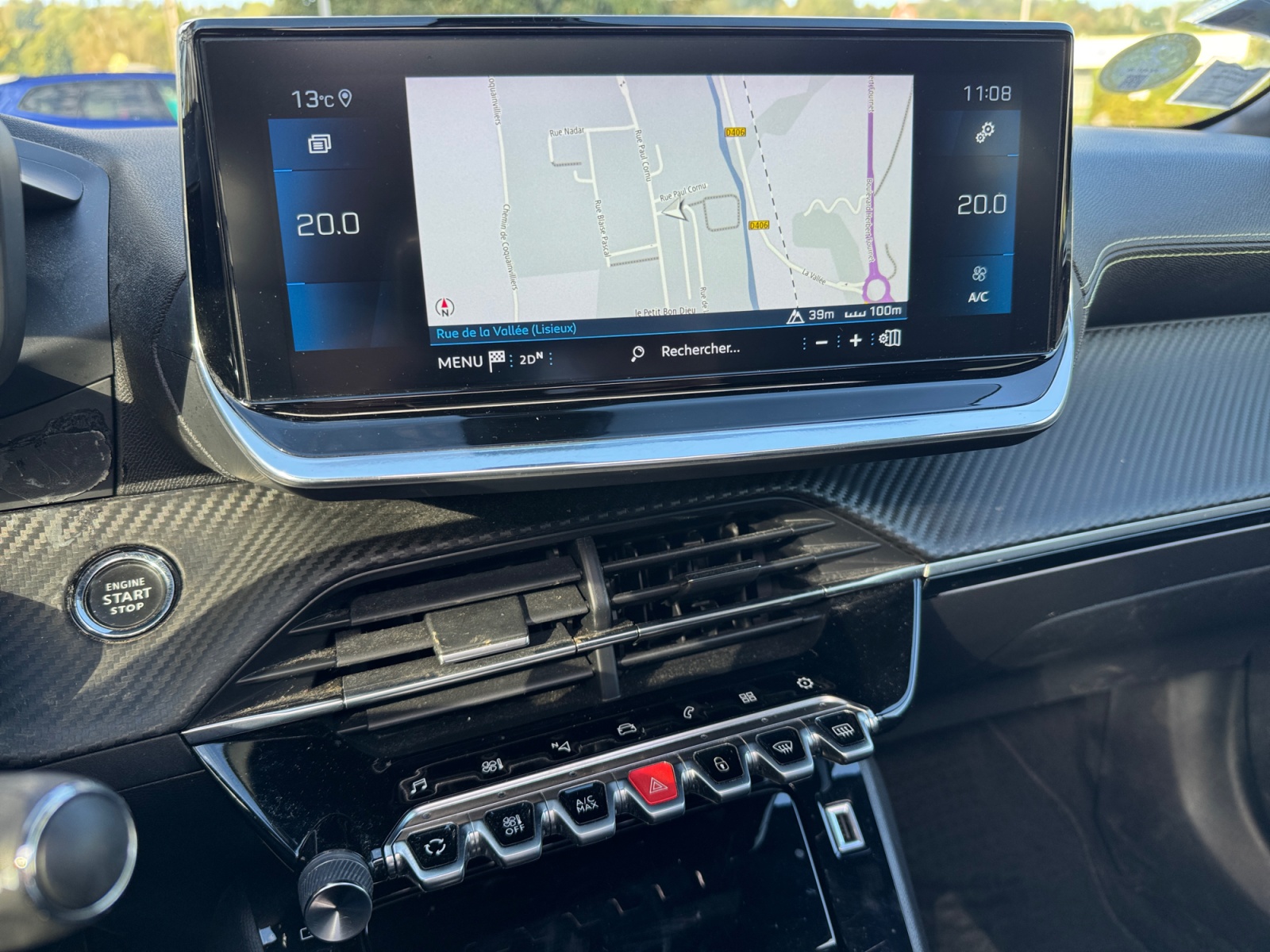 Peugeot 2008 17