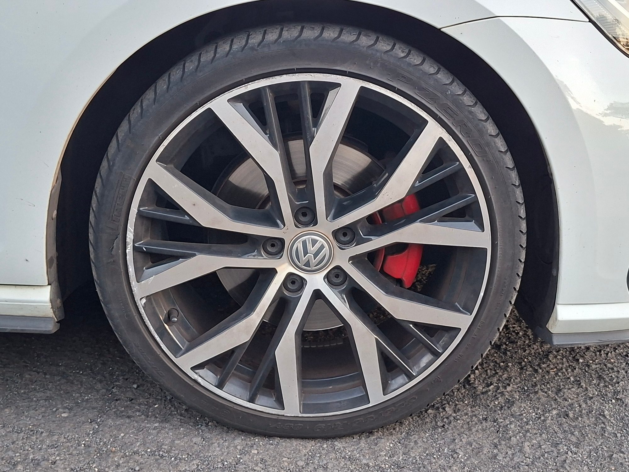 Volkswagen Golf 46