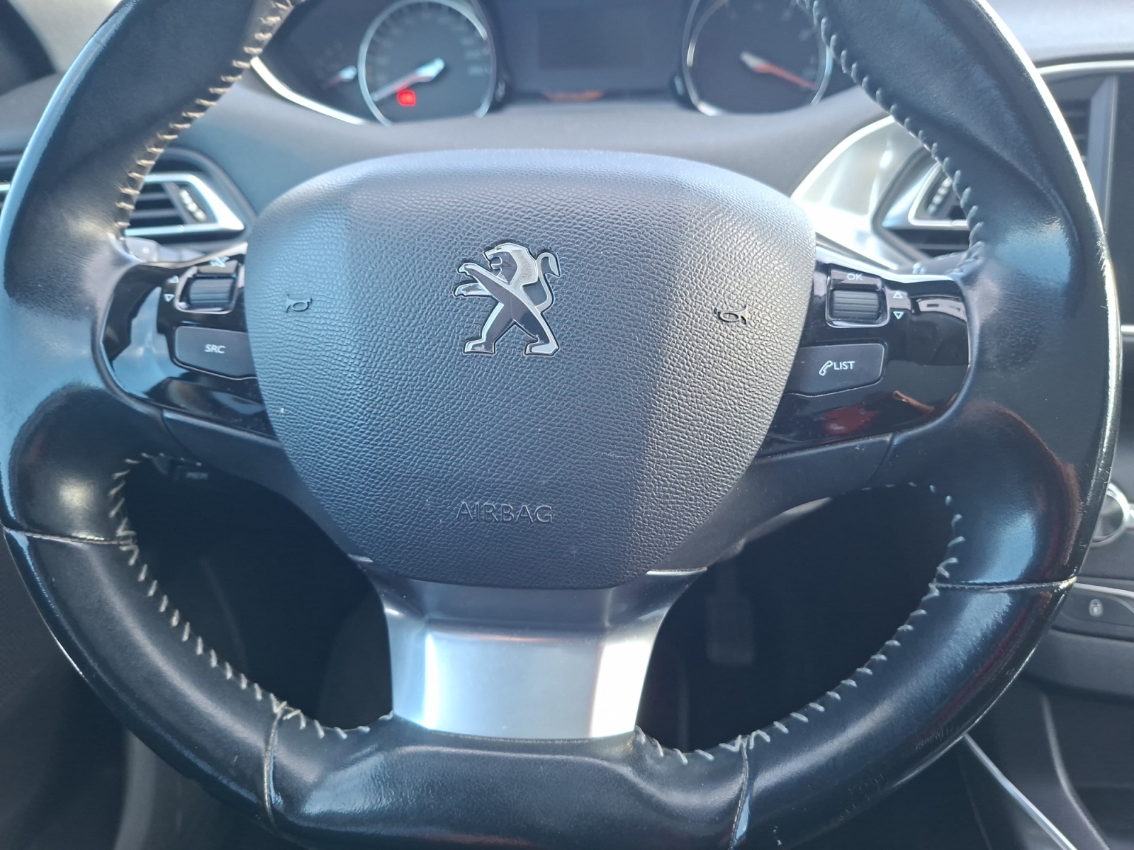 Peugeot 308 16
