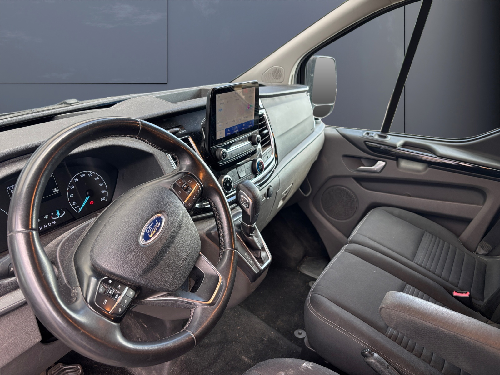 Ford Transit Custom 8