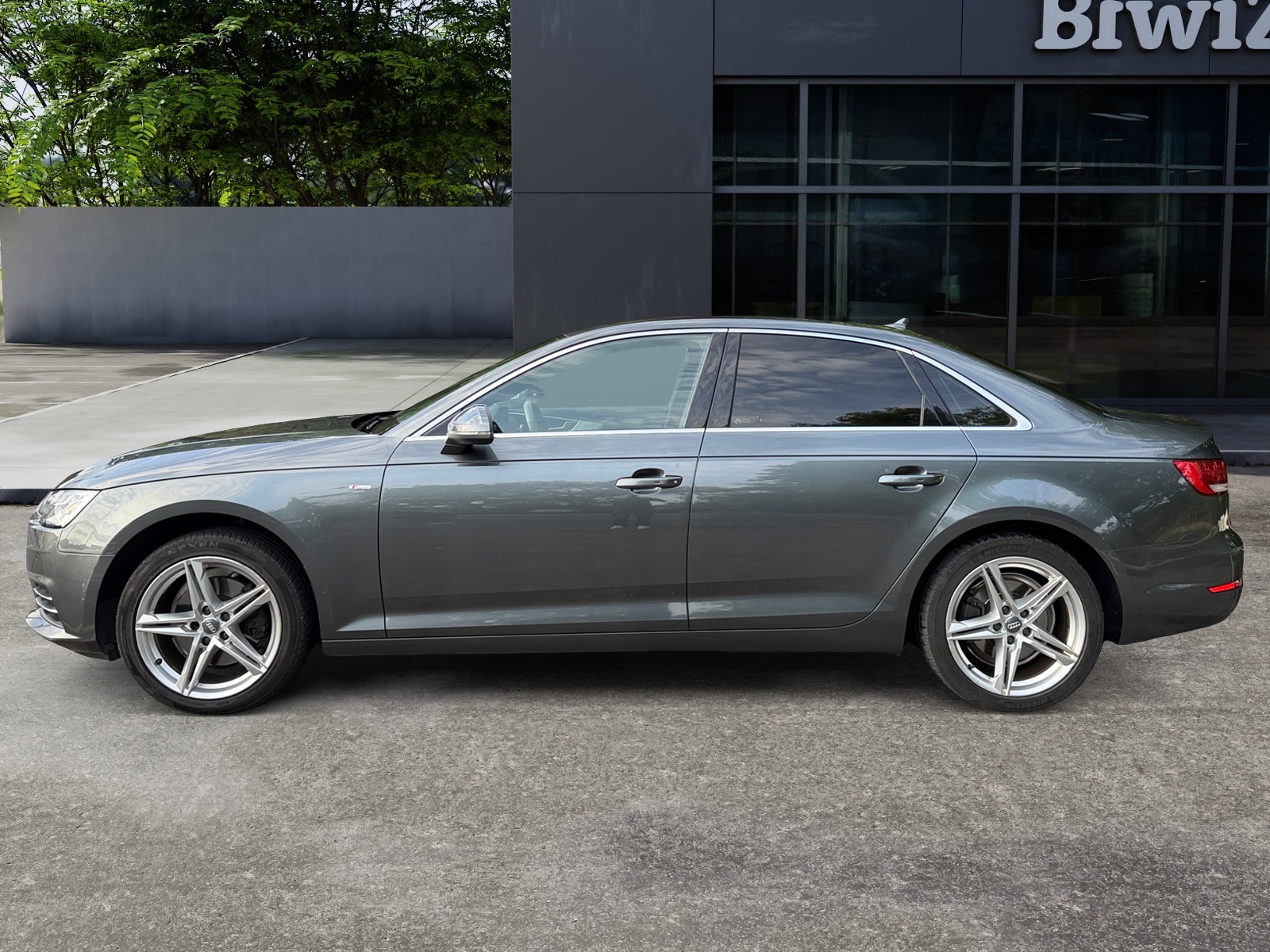 Audi A4 1