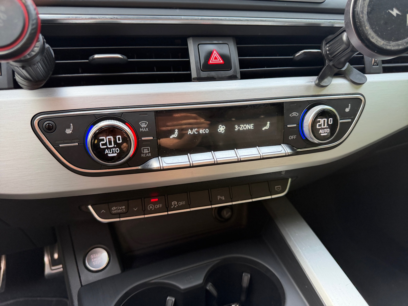 Audi A4 24