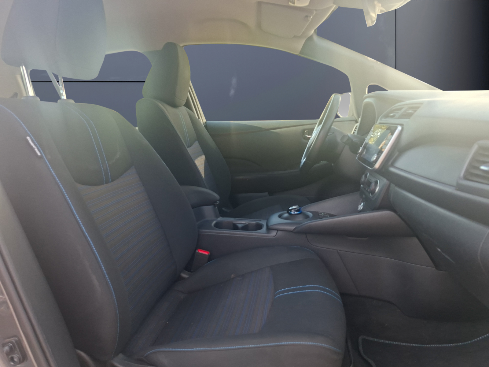 Nissan Leaf 13