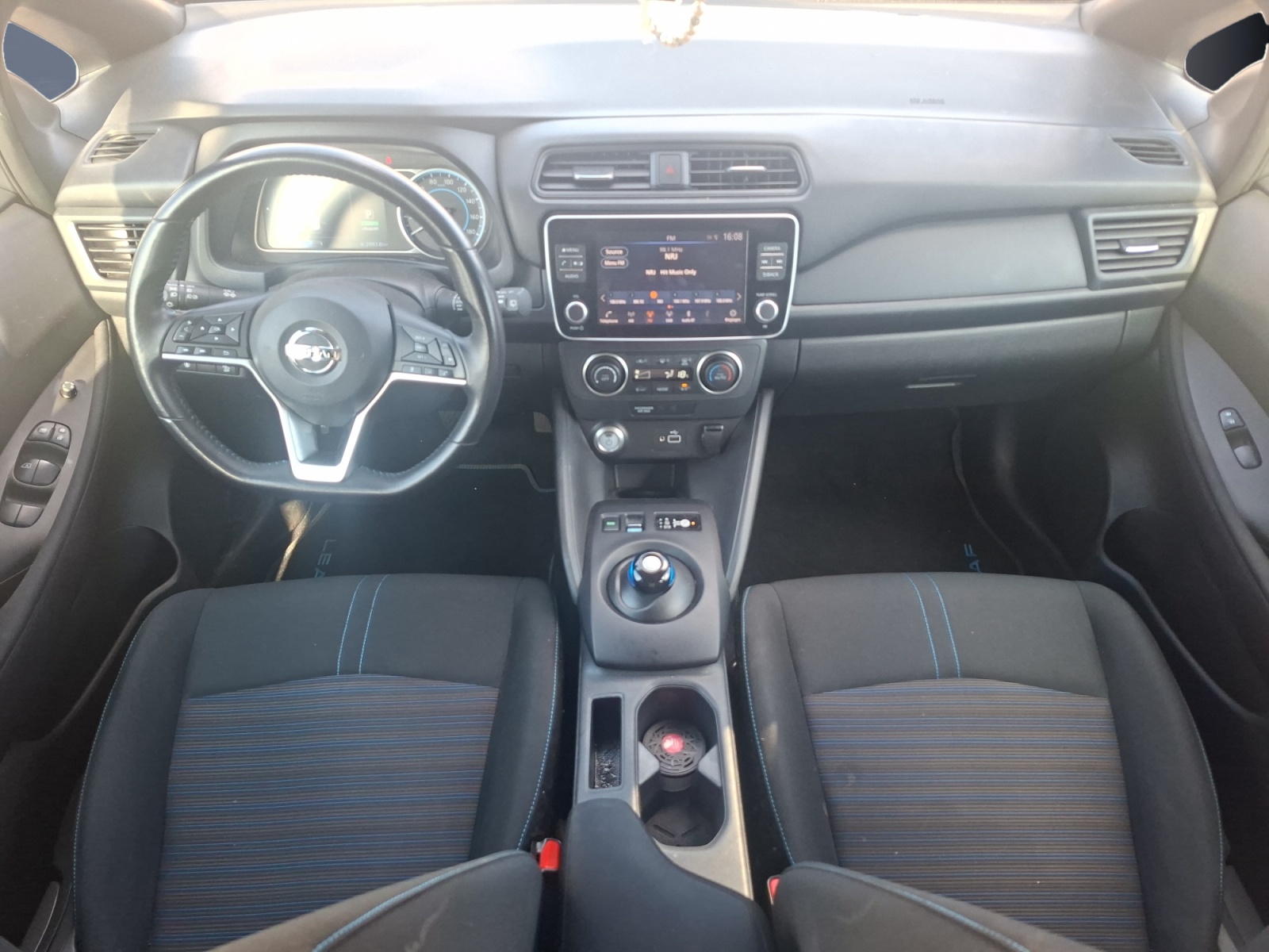 Nissan Leaf 14