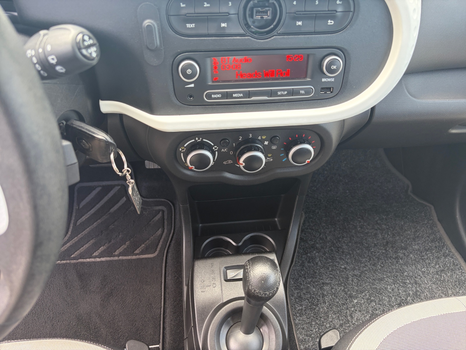 Renault Twingo 23