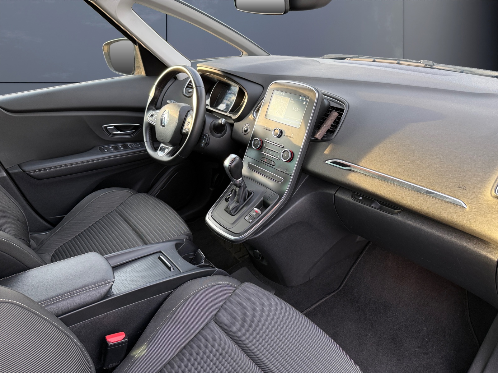 Renault Grand Scenic 12