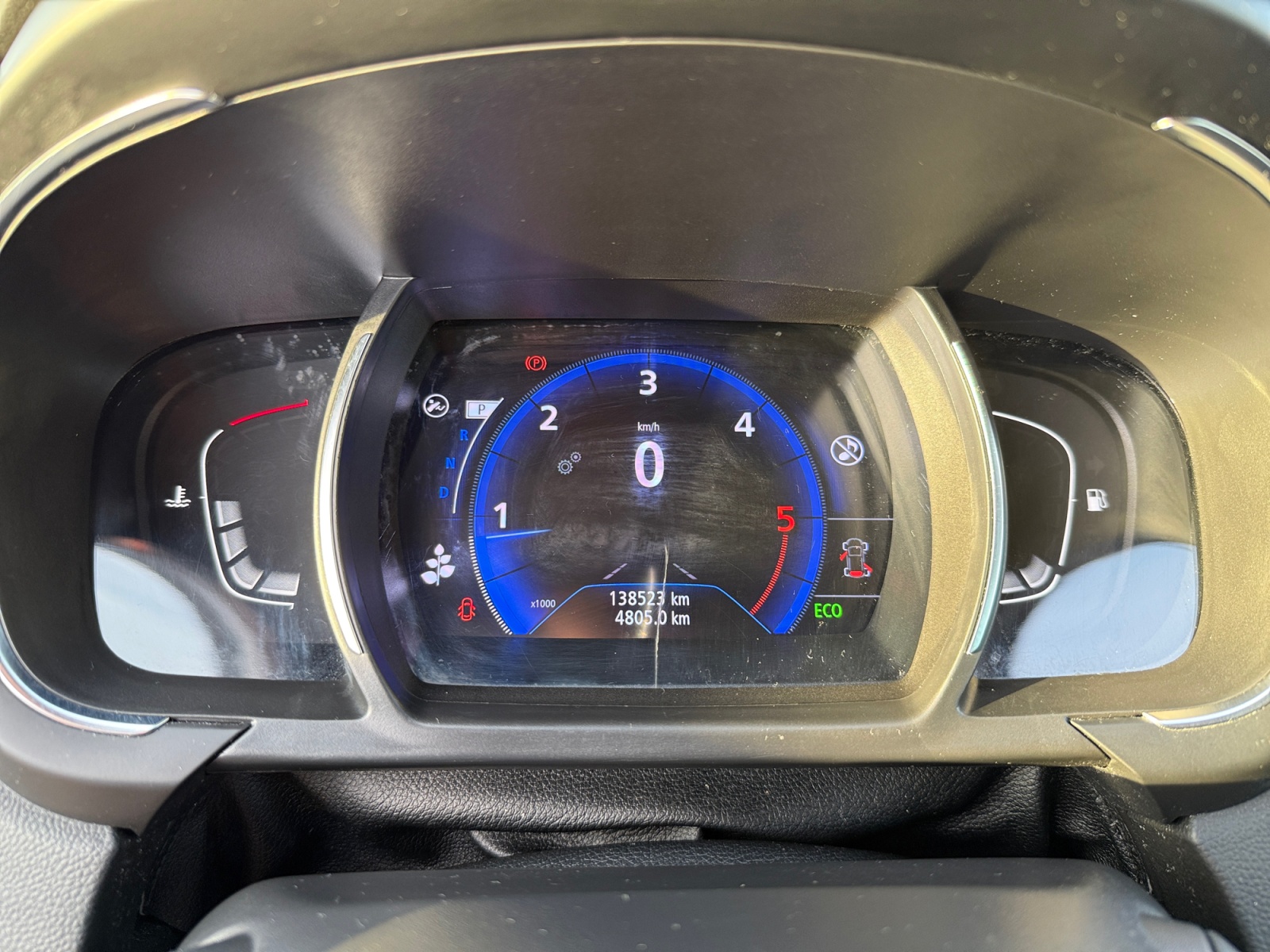 Renault Grand Scenic 16
