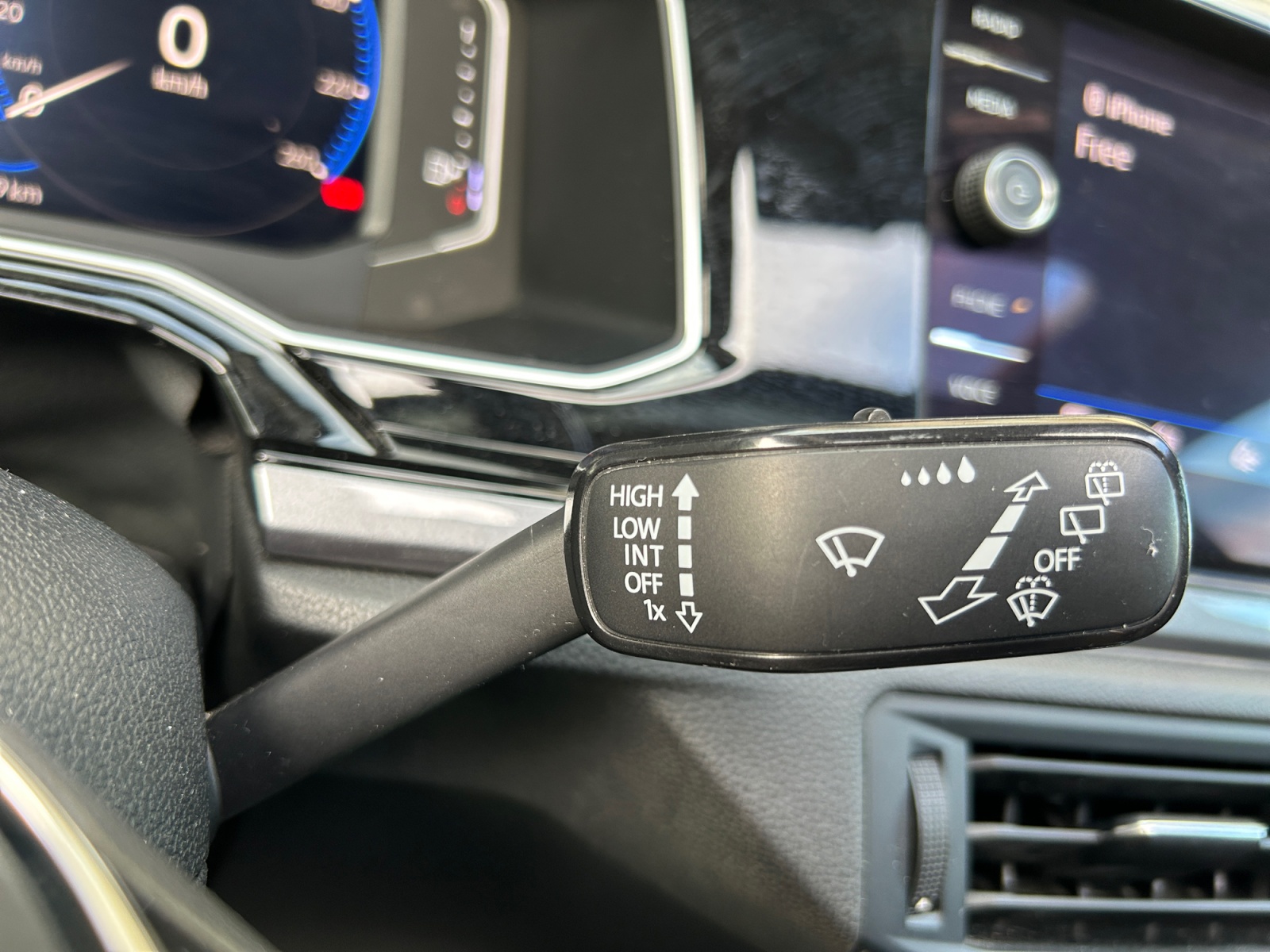 Volkswagen Polo 23
