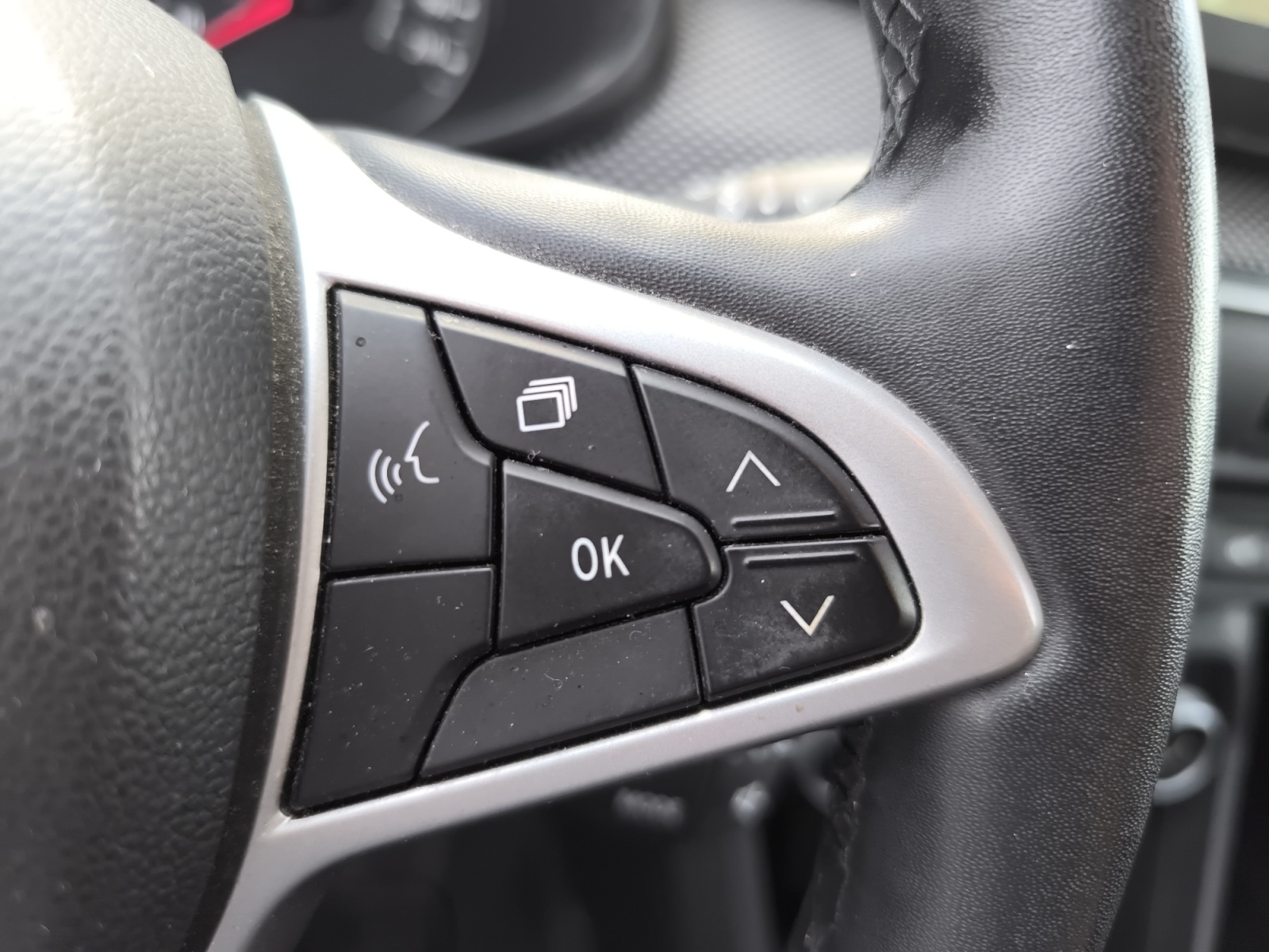 Dacia Jogger 17