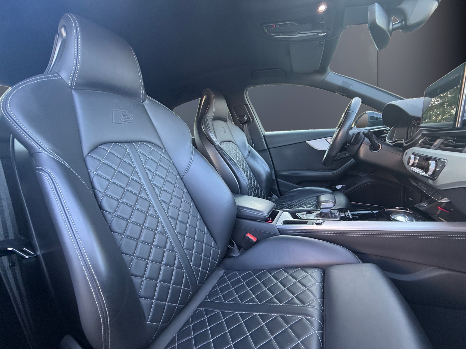 Audi A4 13