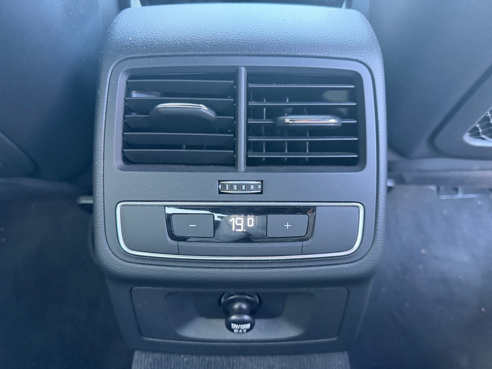 Audi A4 17