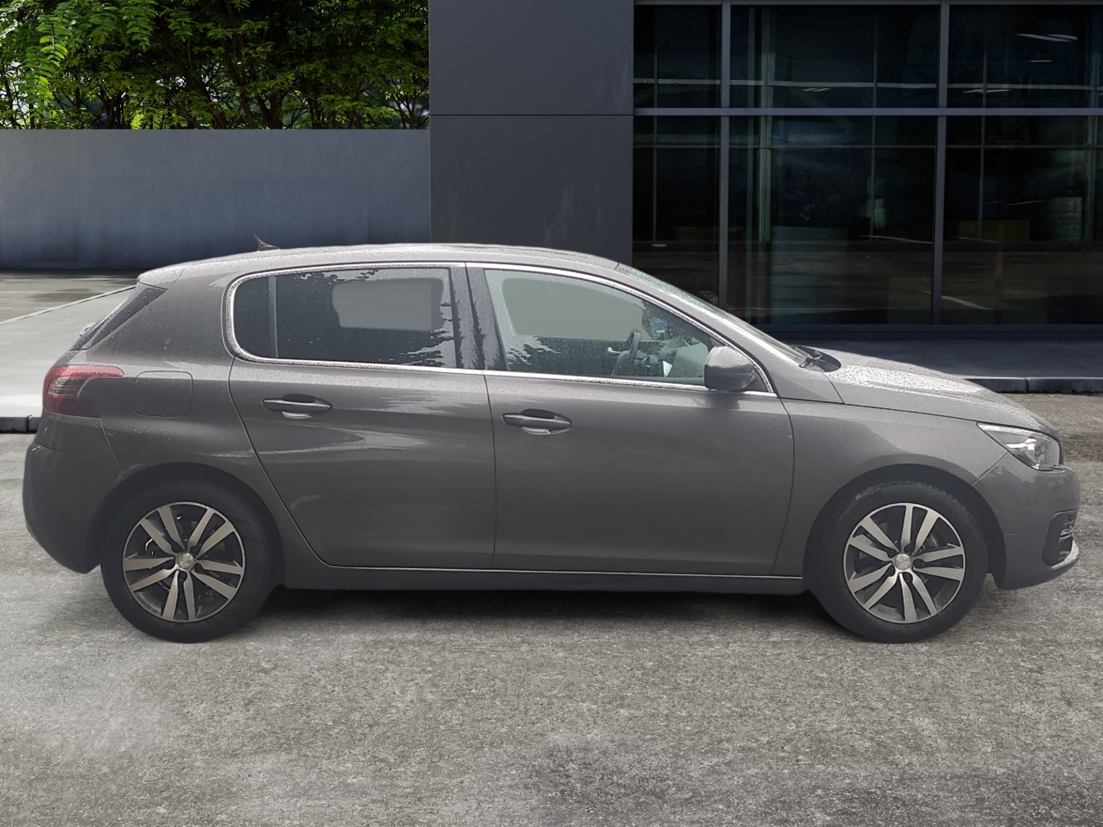 Peugeot 308 5