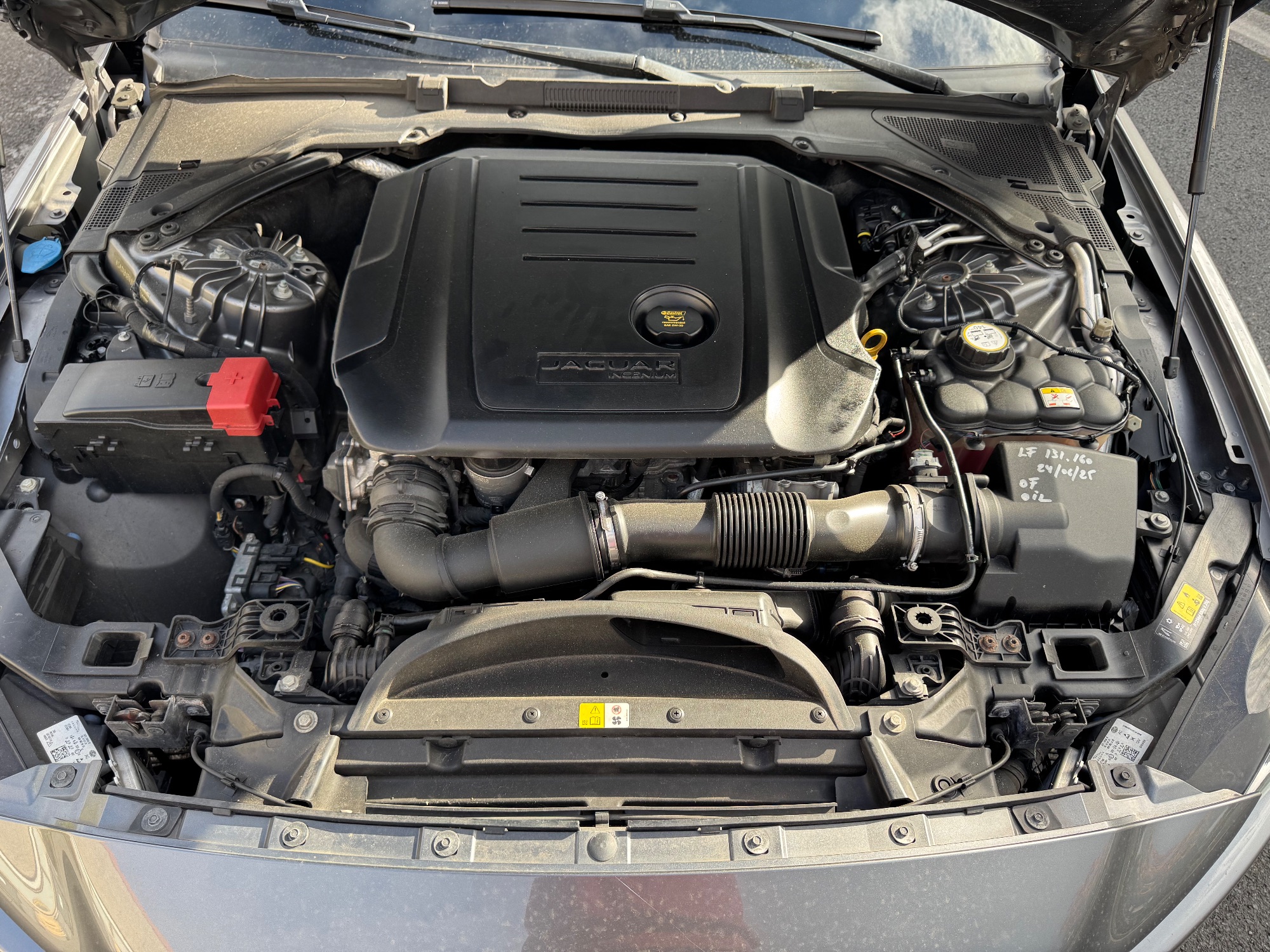 Jaguar Xe 40