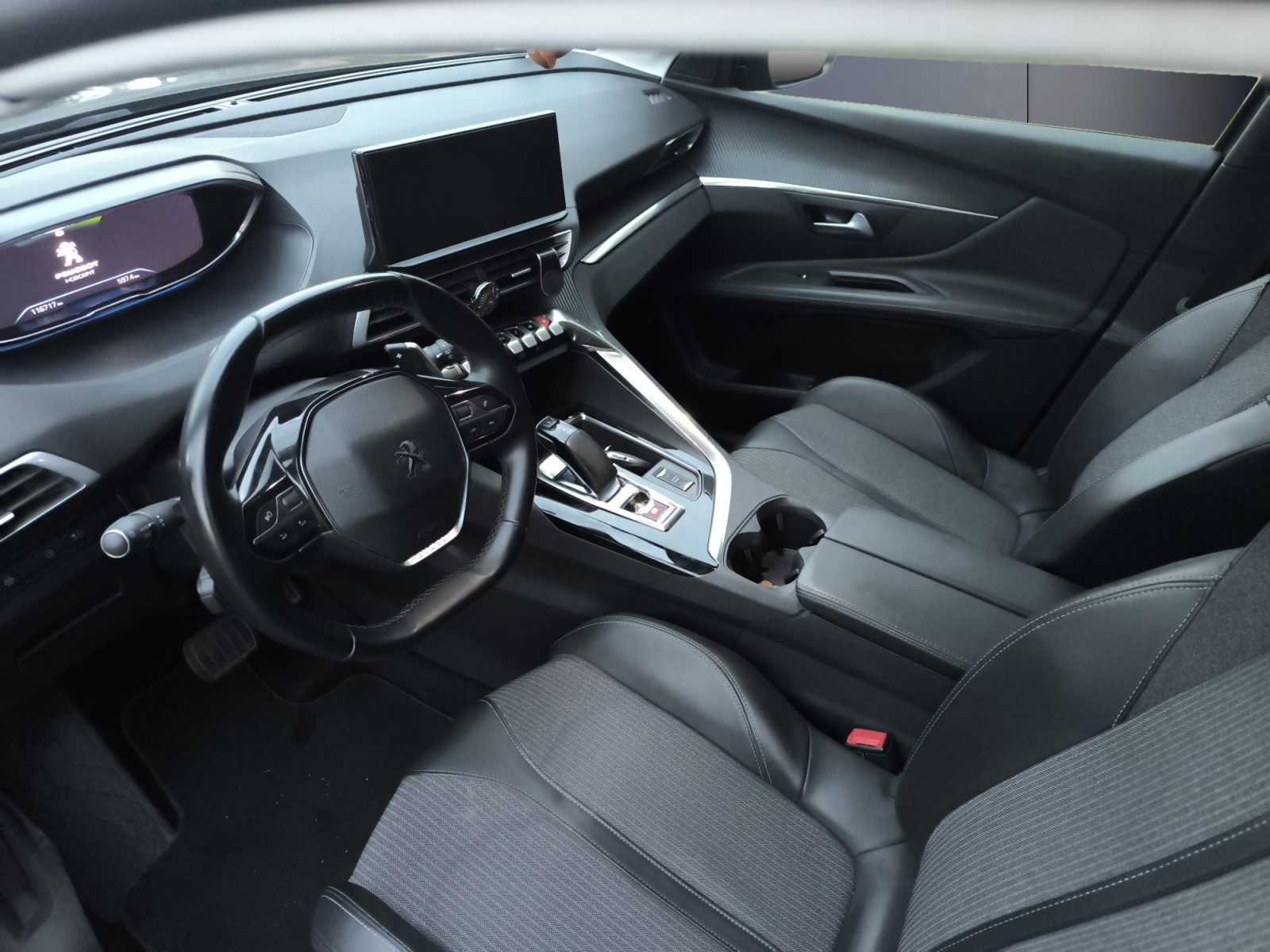 Peugeot 3008 8