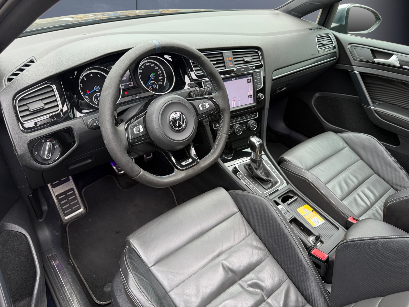 Volkswagen Golf 8