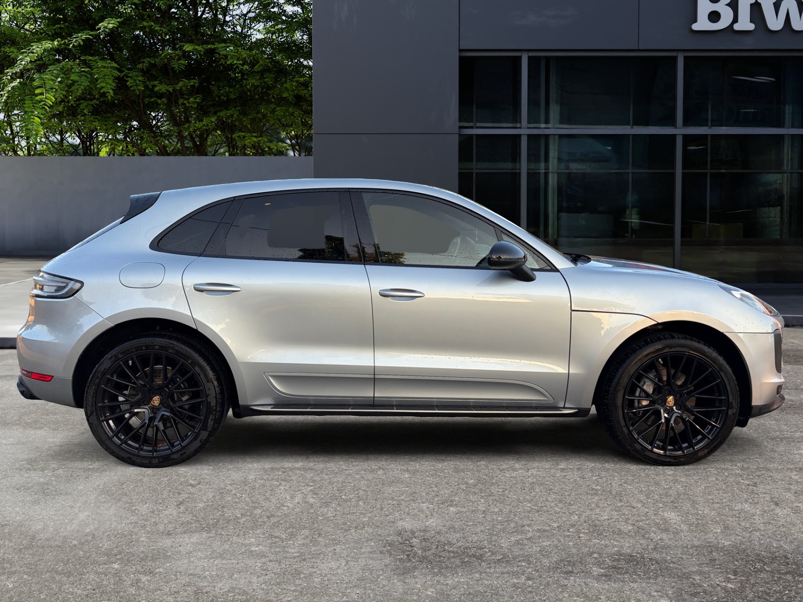 Porsche Macan 5