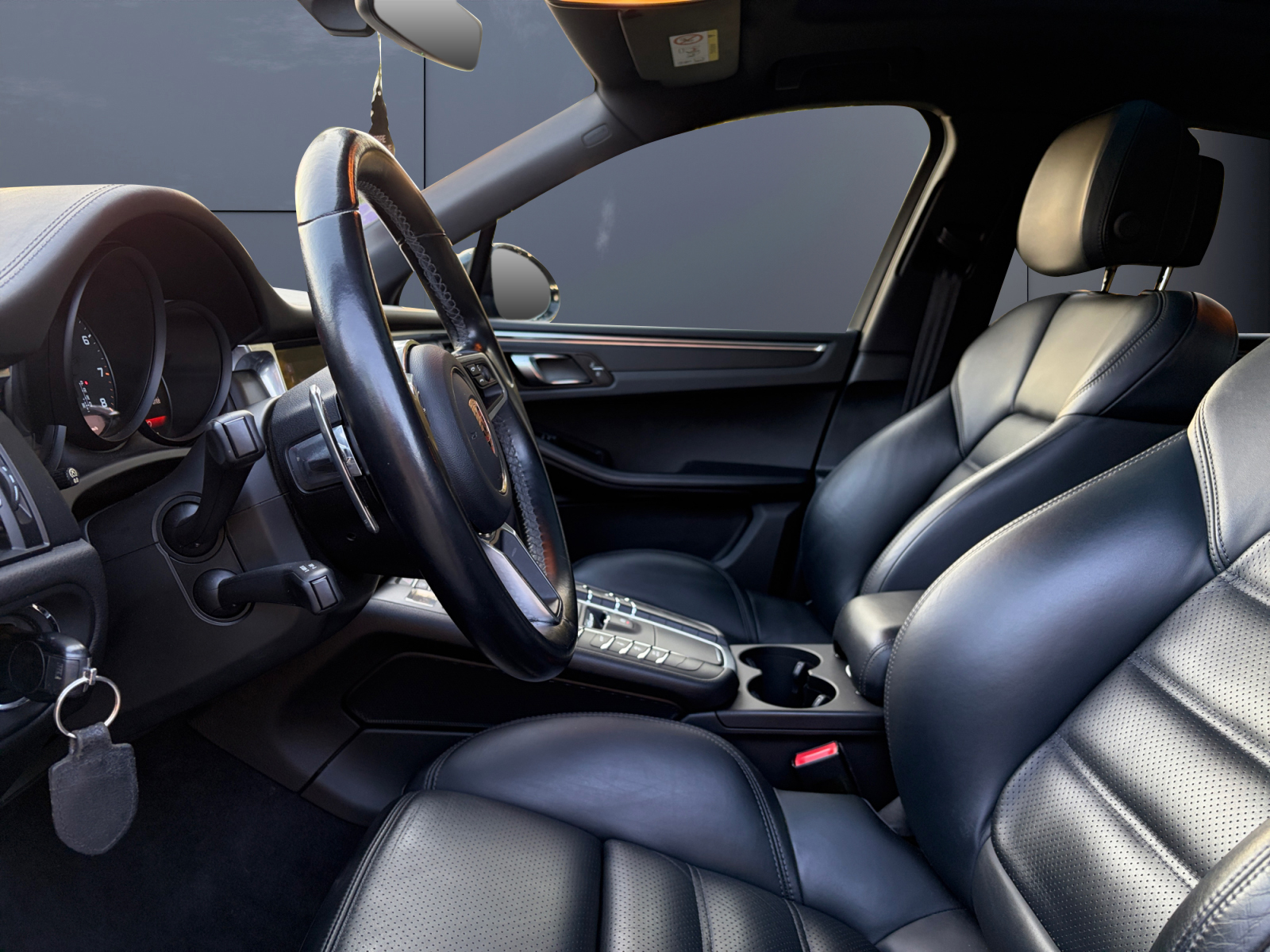 Porsche Macan 9