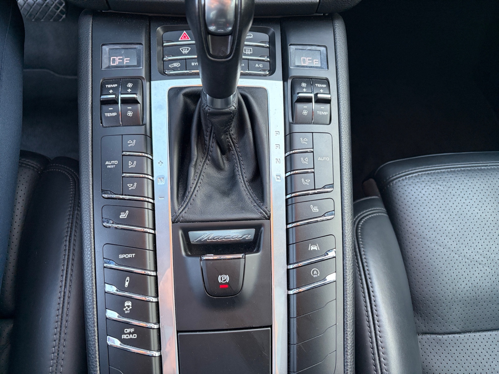 Porsche Macan 25