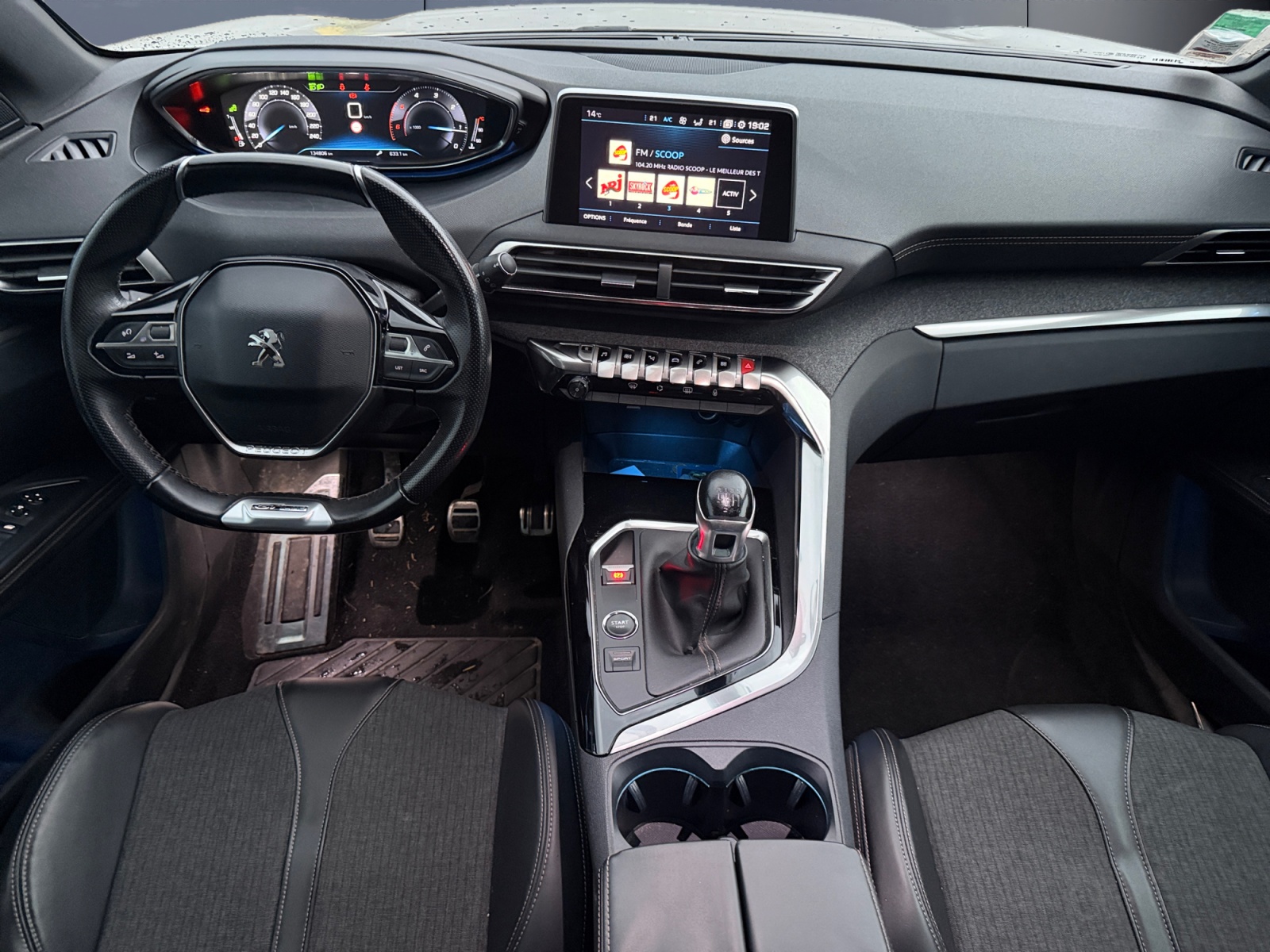 Peugeot 5008 14