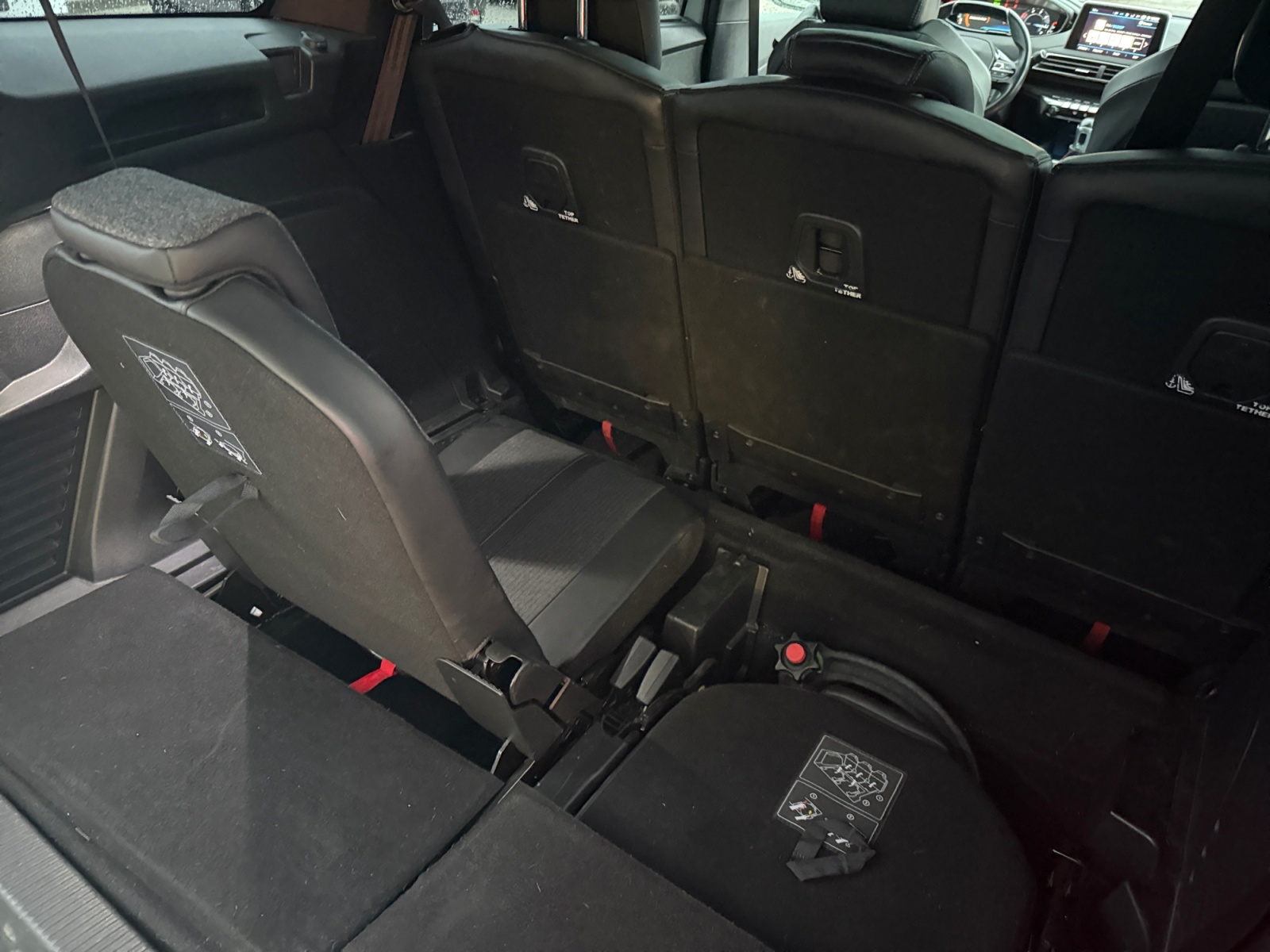 Peugeot 5008 17
